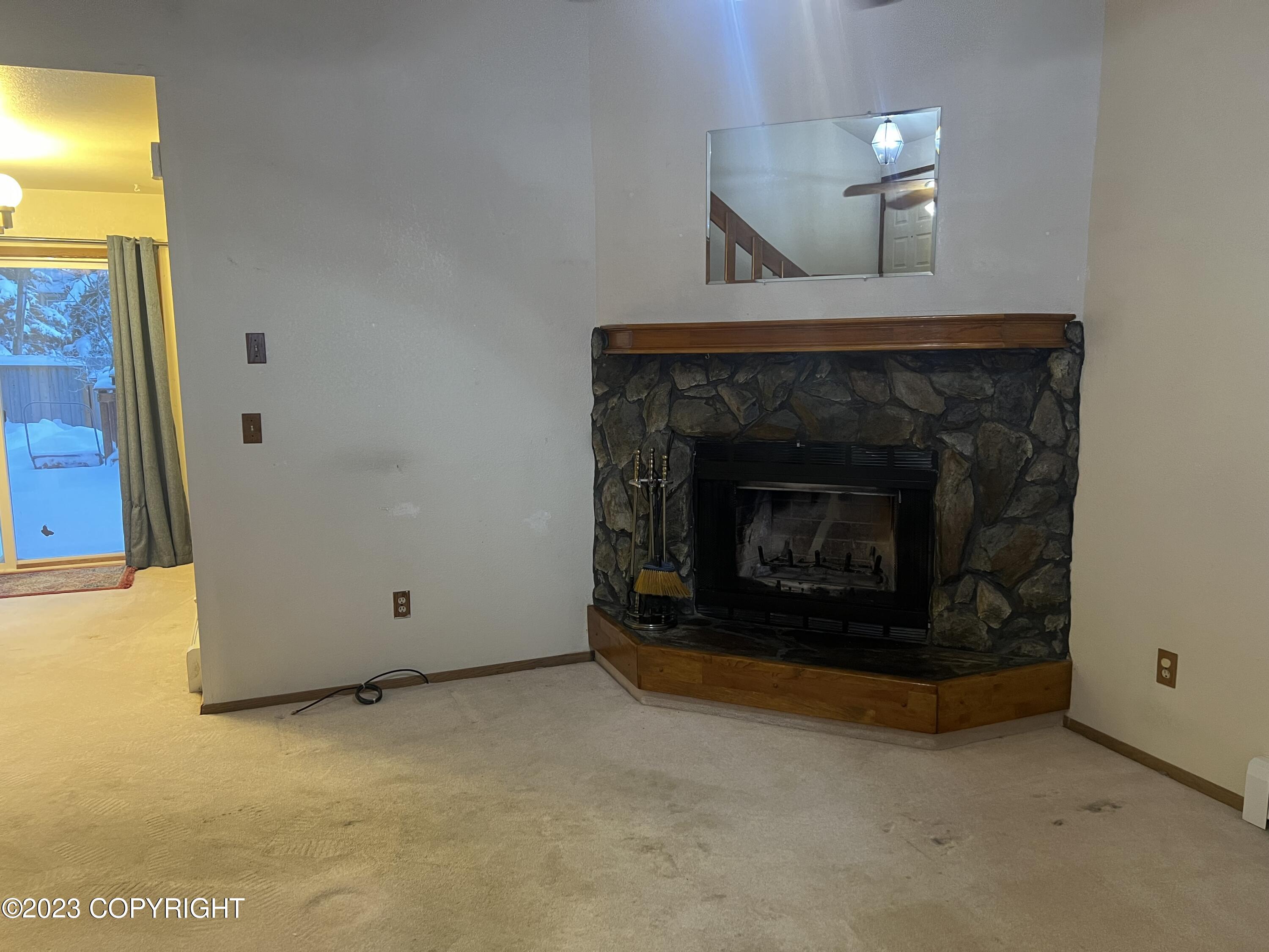 8760 Beachwood Circle