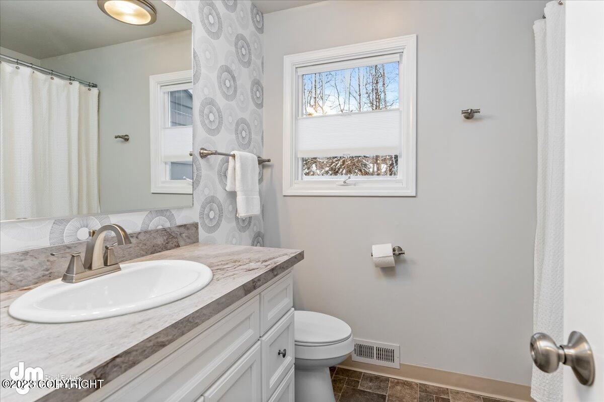 17450 Toakoana Drive