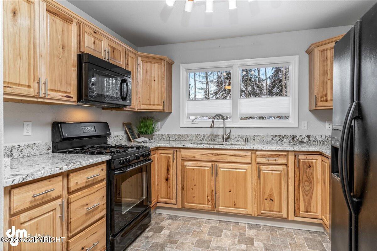 17450 Toakoana Drive