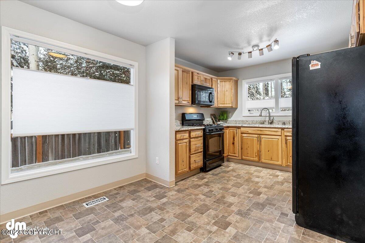 17450 Toakoana Drive