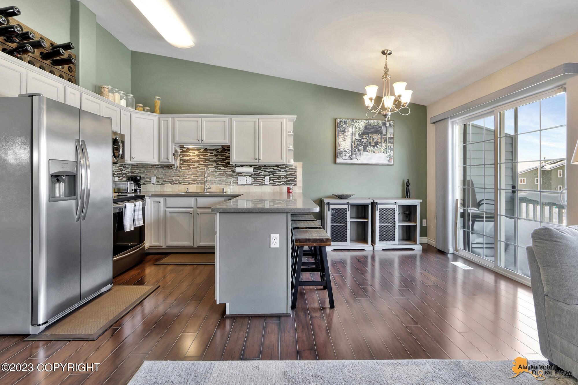 9329 Commons Place Unit: #28