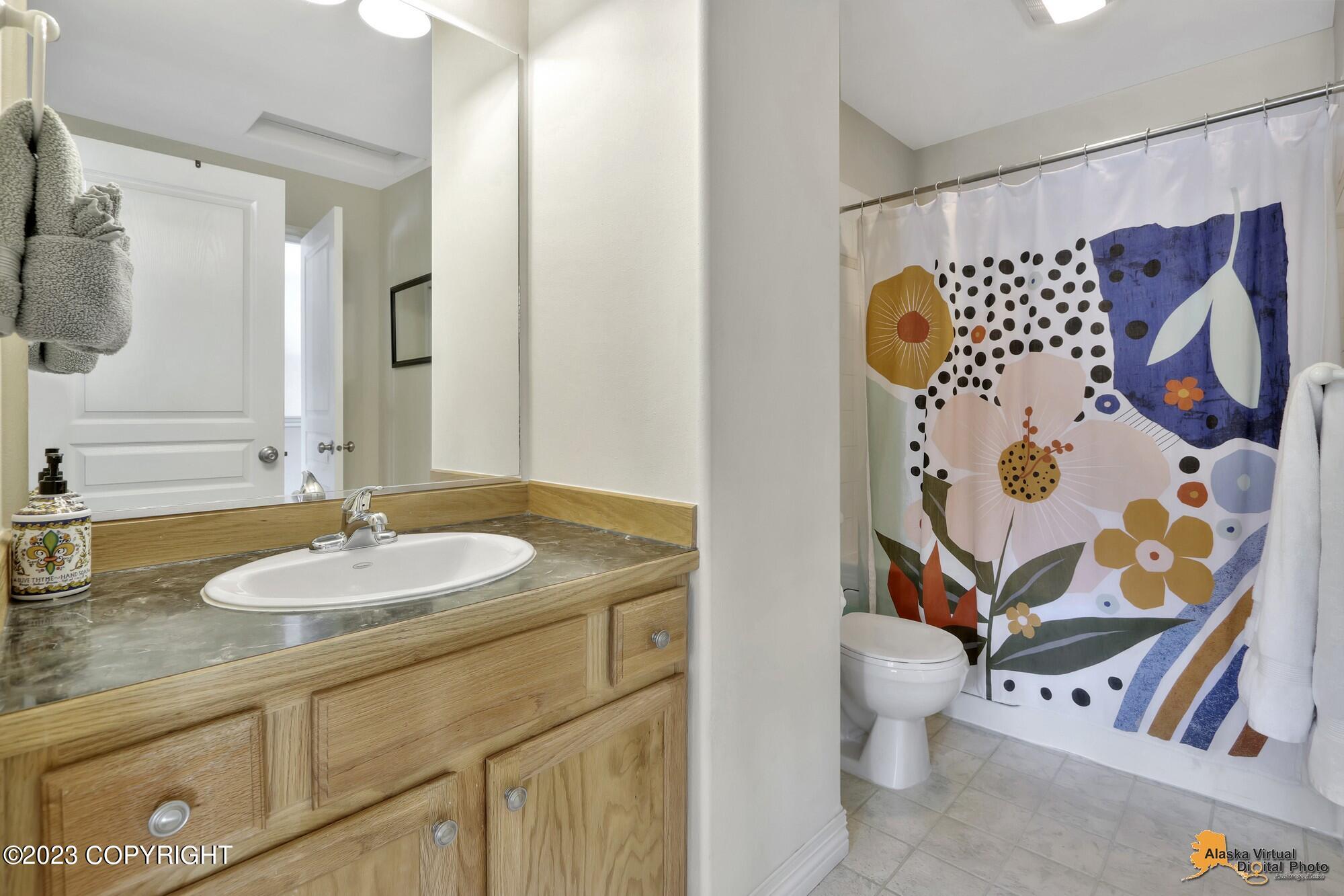 9329 Commons Place Unit: #28