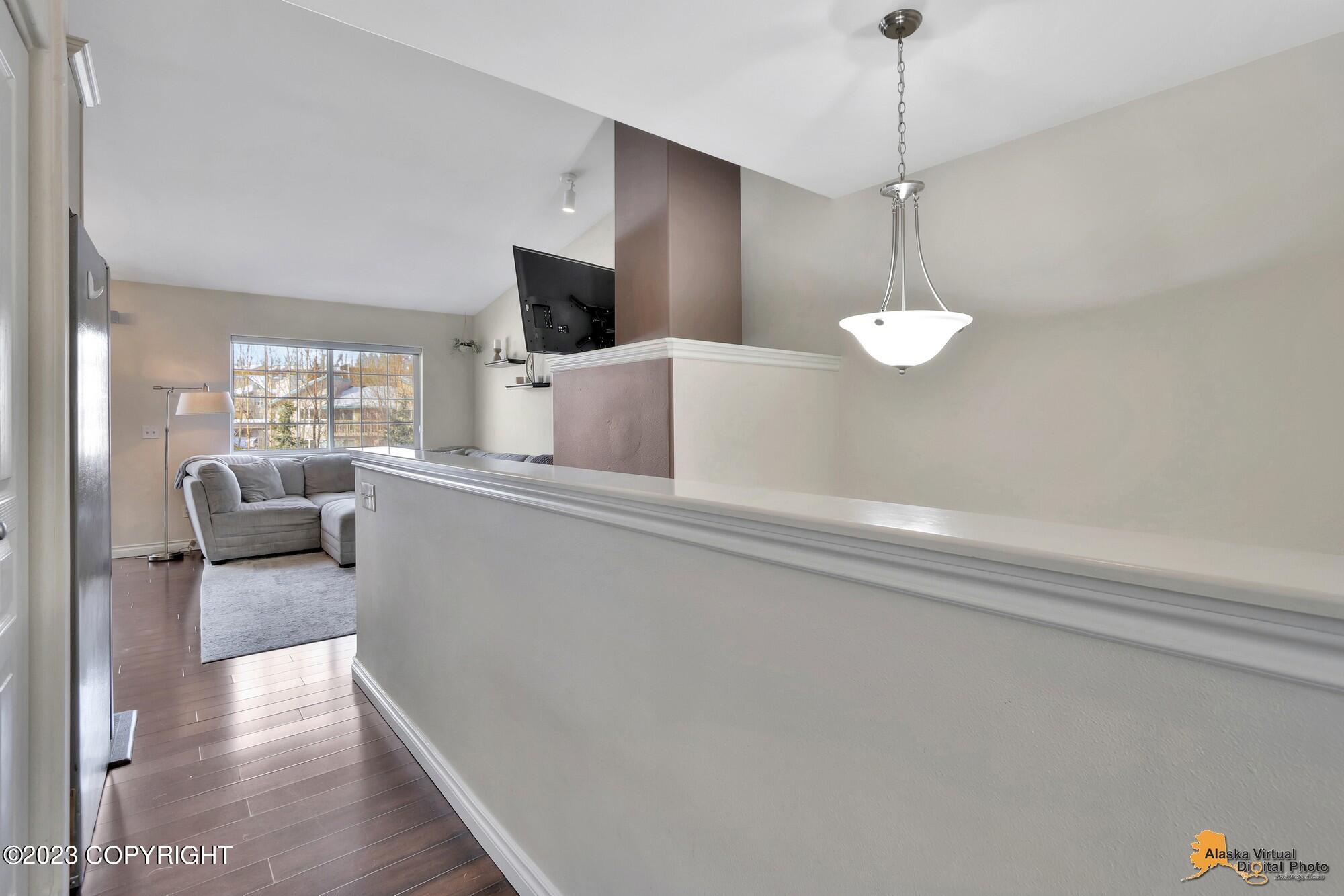 9329 Commons Place Unit: #28