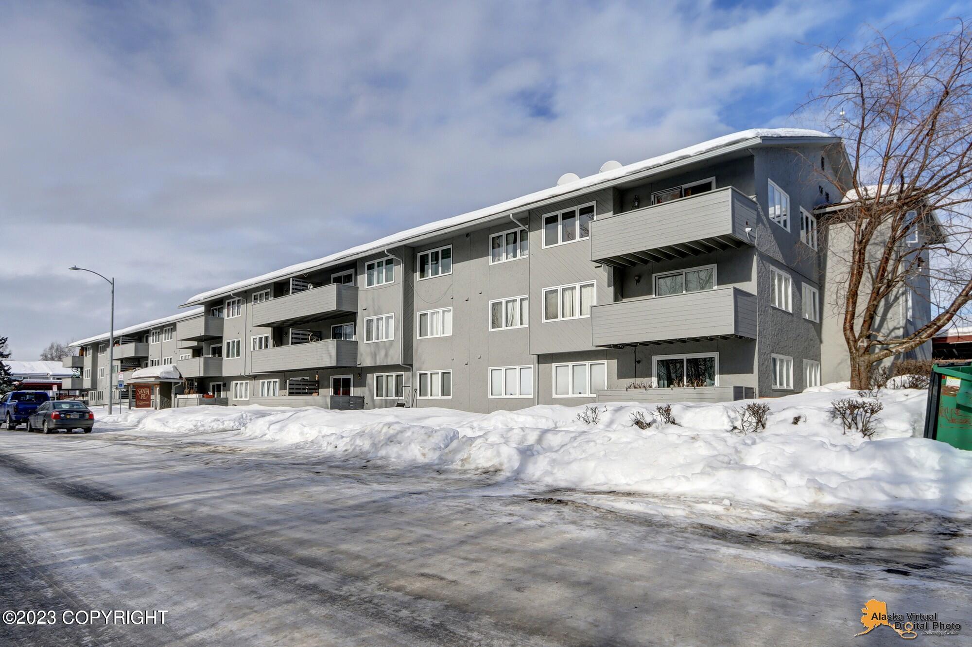 4333 San Ernesto Avenue Unit: #W303