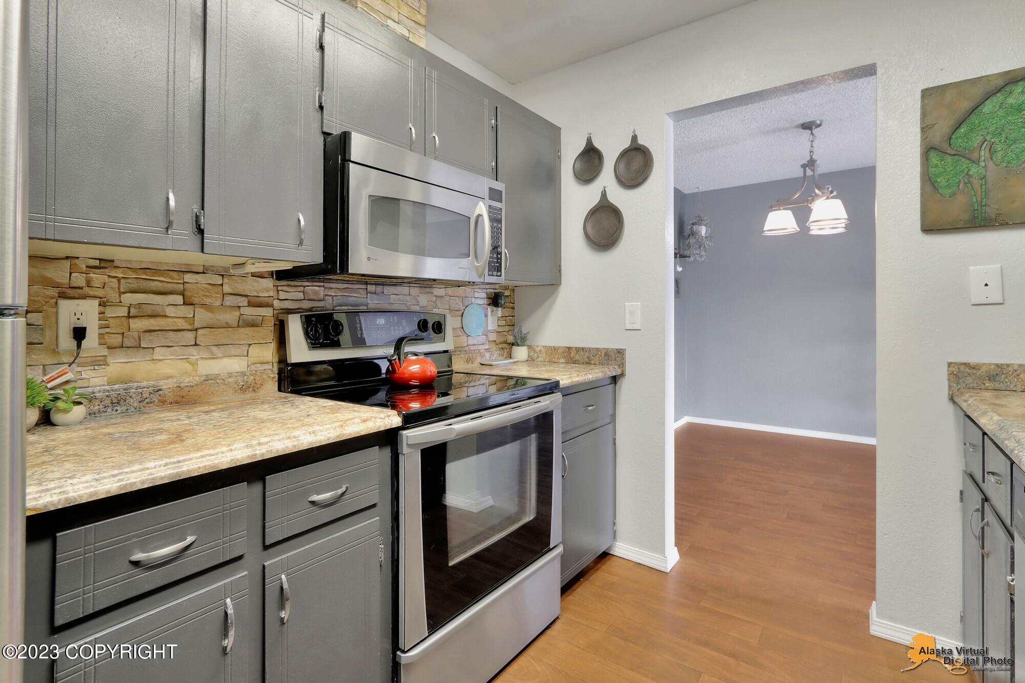 4333 San Ernesto Avenue Unit: #W303
