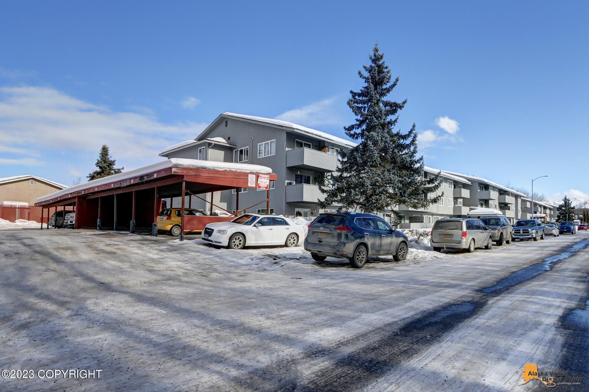 4333 San Ernesto Avenue Unit: #W303