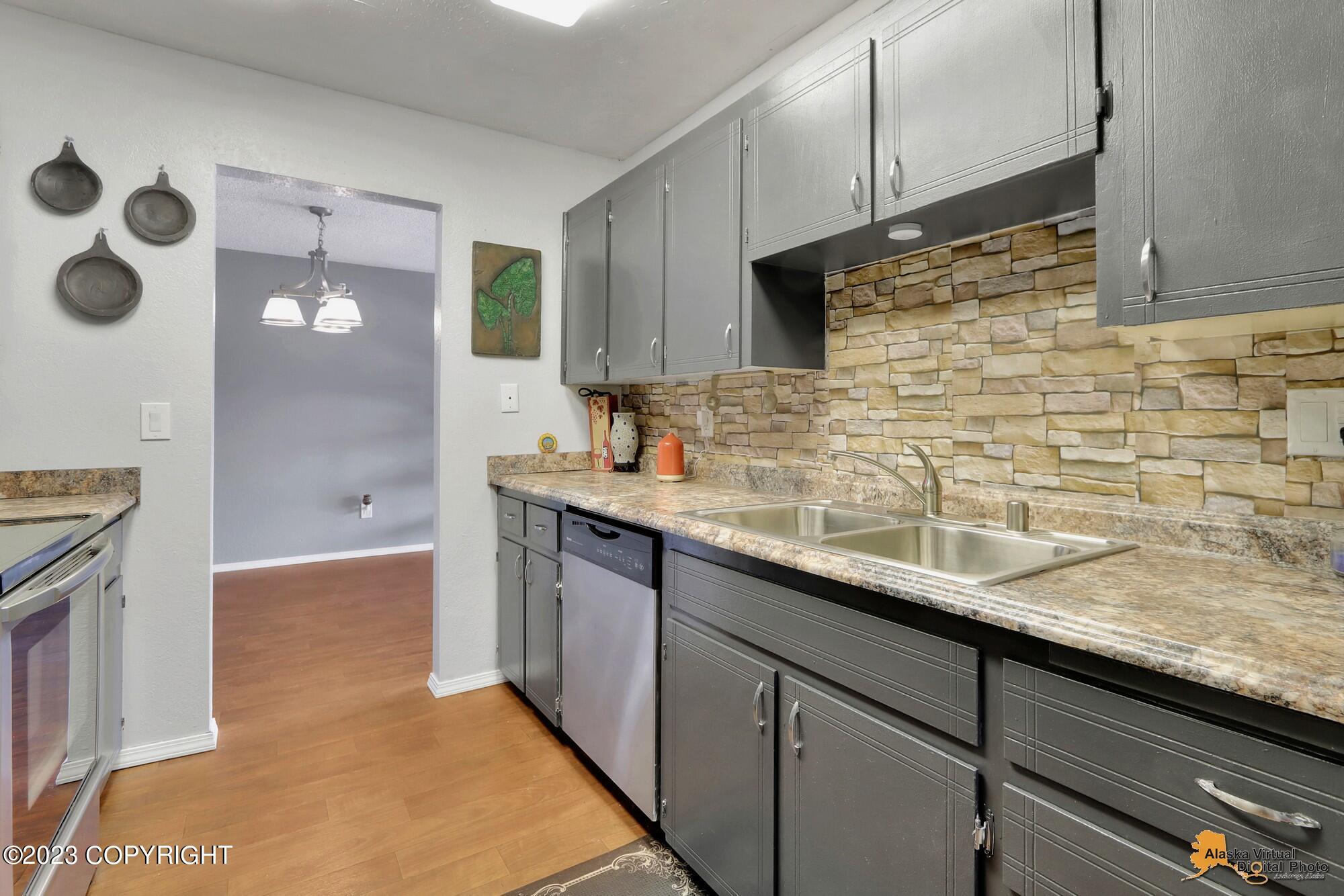 4333 San Ernesto Avenue Unit: #W303