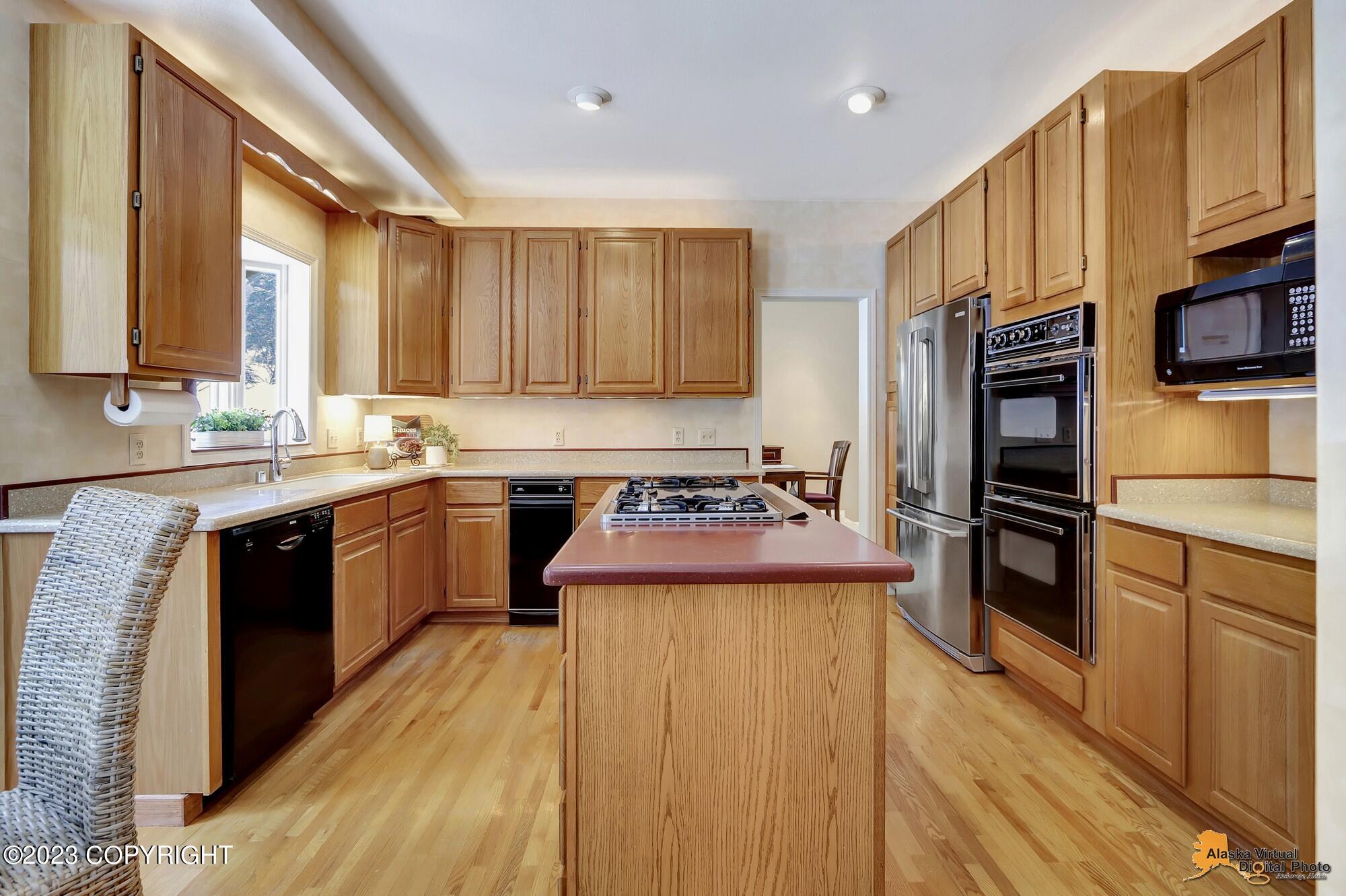 6731 Spectrum Circle