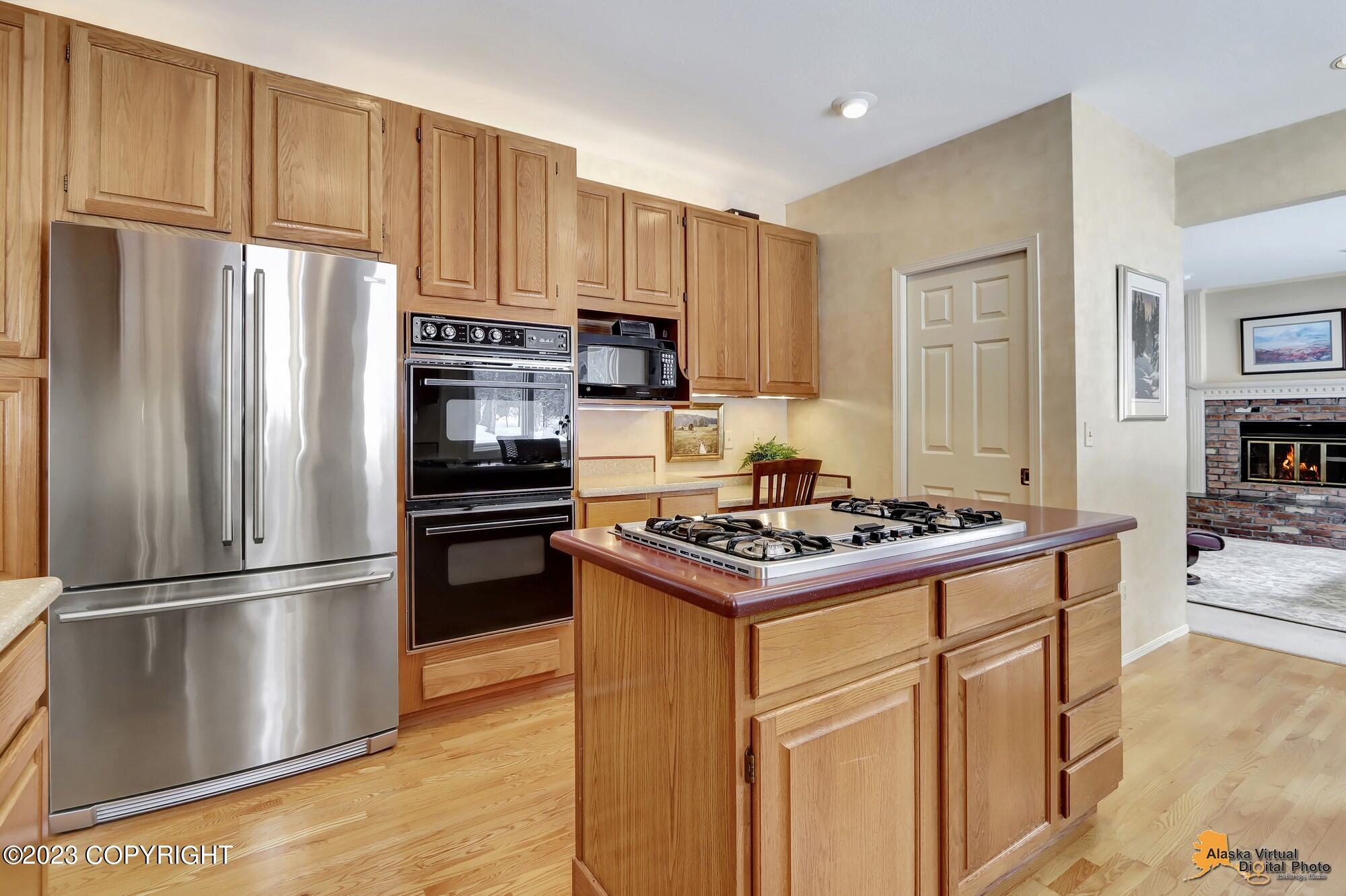 6731 Spectrum Circle