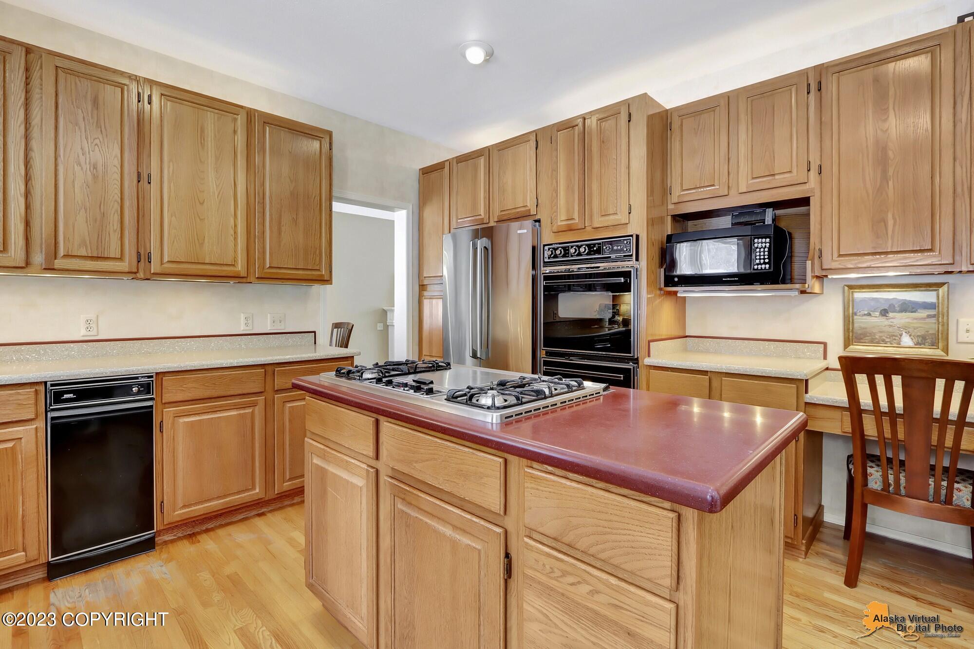 6731 Spectrum Circle