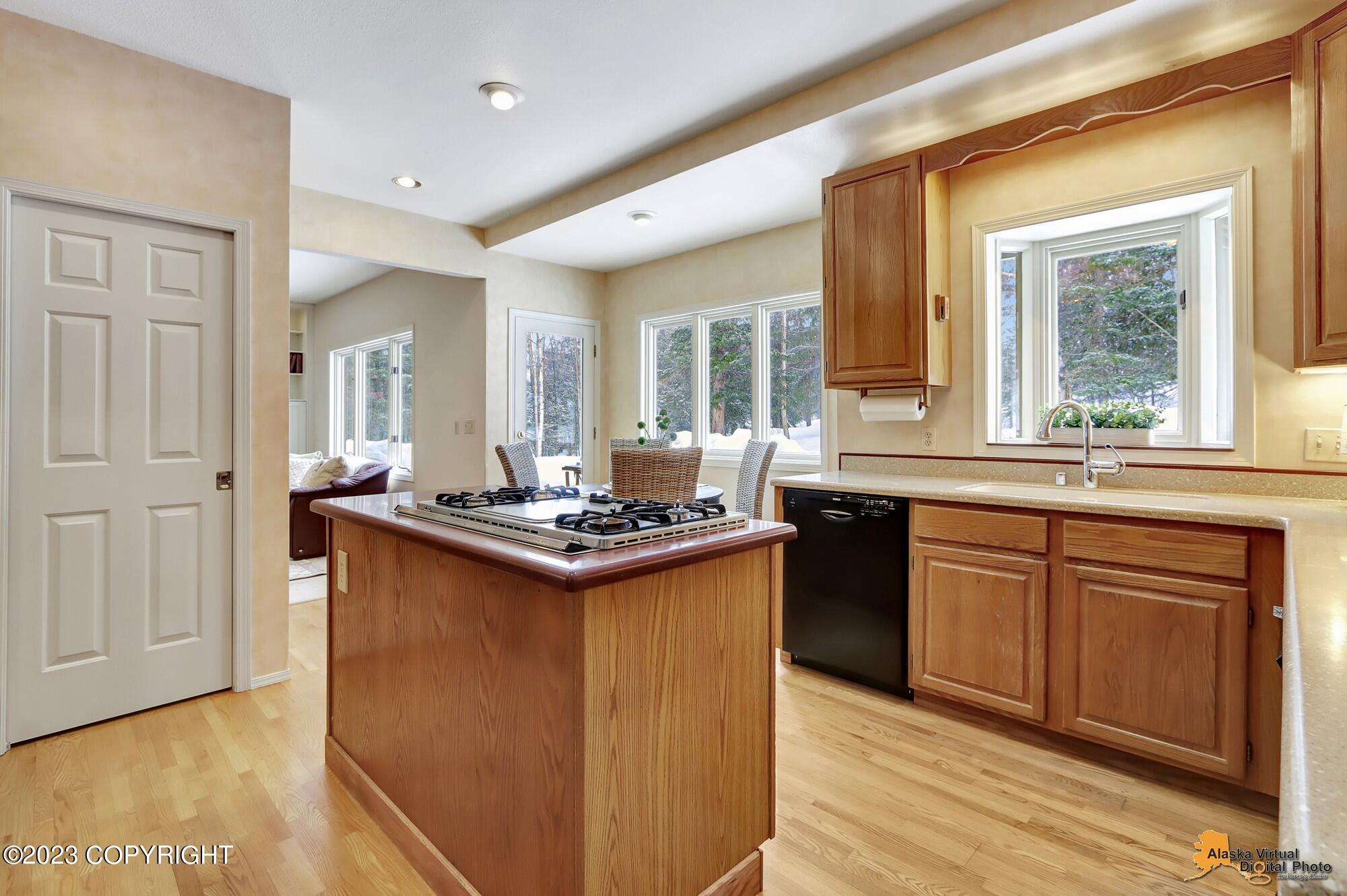 6731 Spectrum Circle