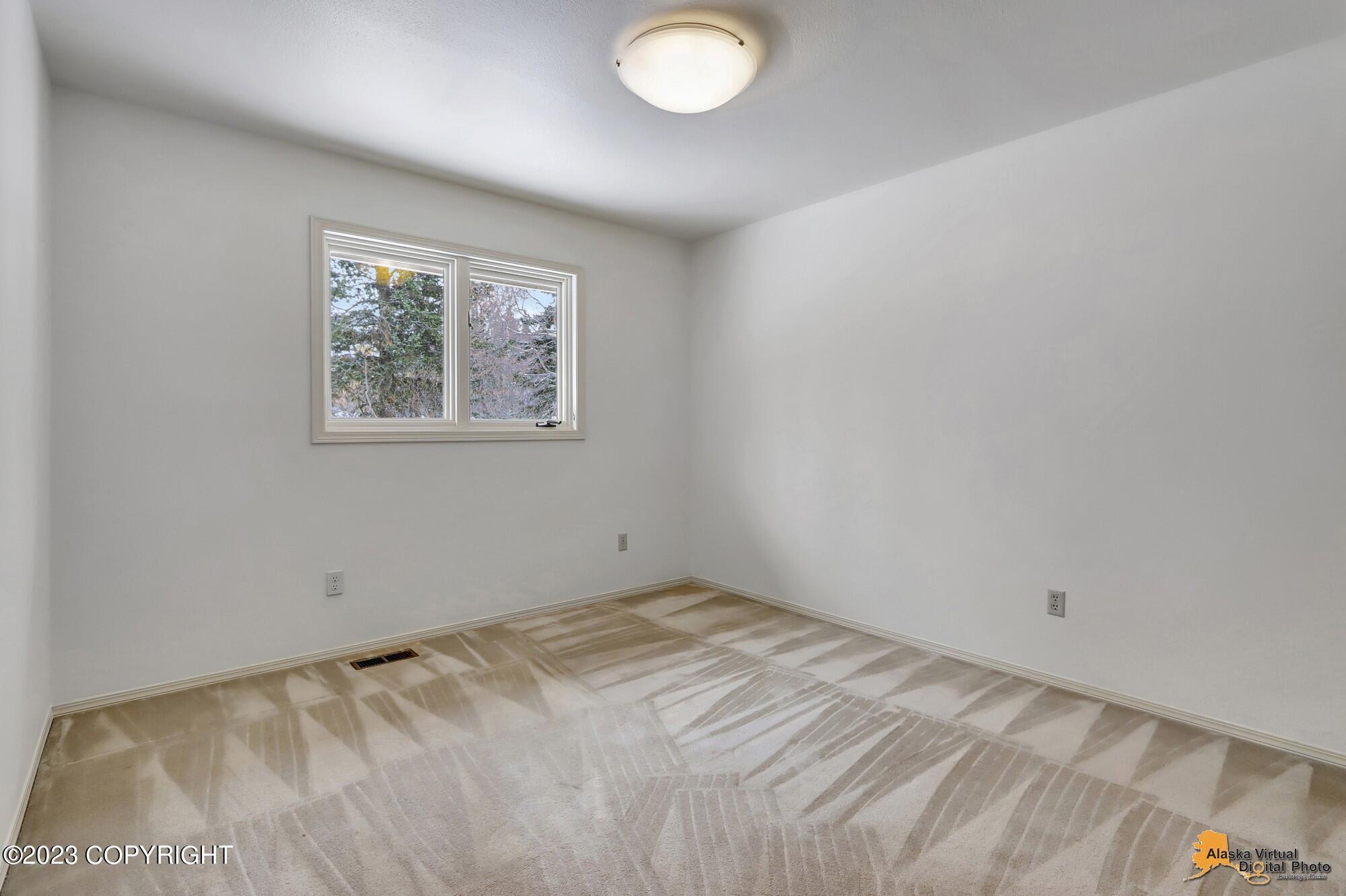 6731 Spectrum Circle