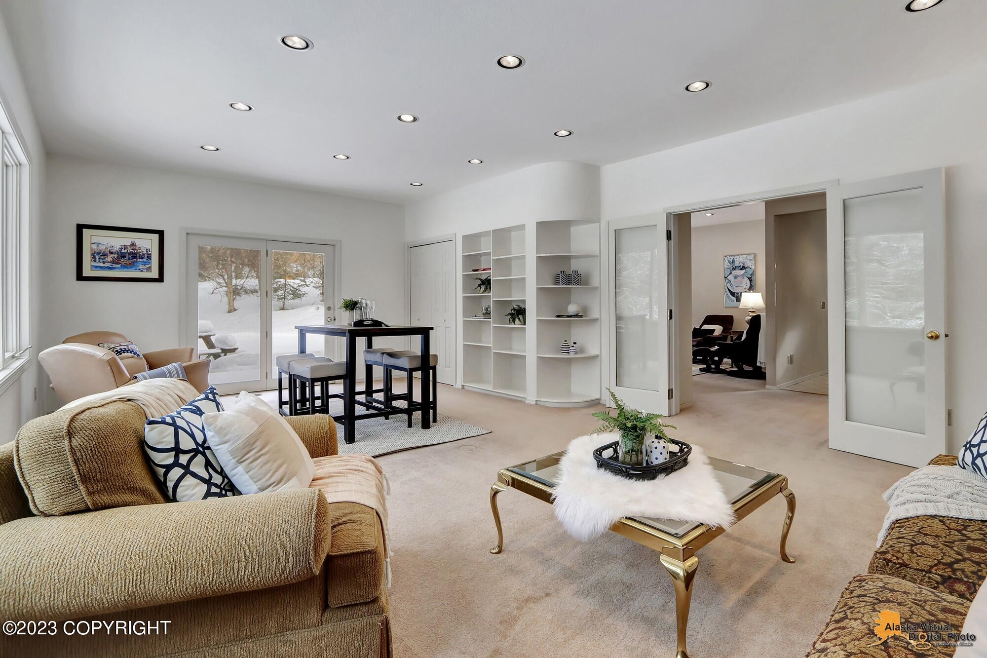 6731 Spectrum Circle