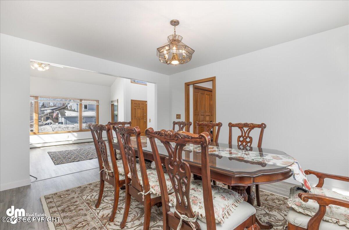 2561 Banbury Drive