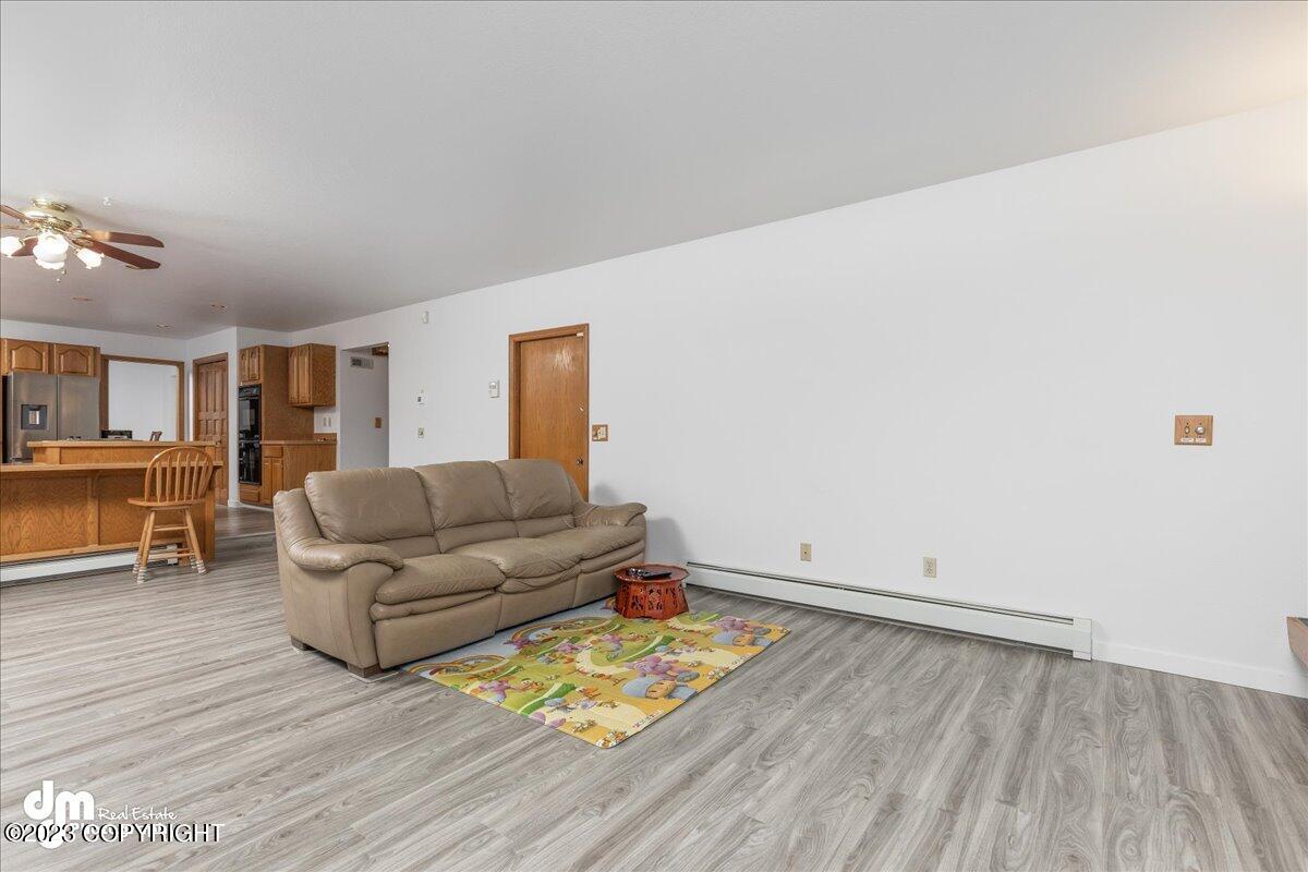 2561 Banbury Drive