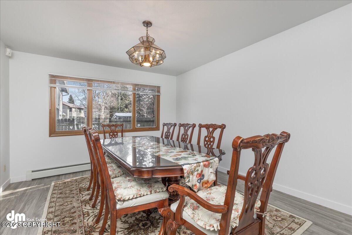 2561 Banbury Drive
