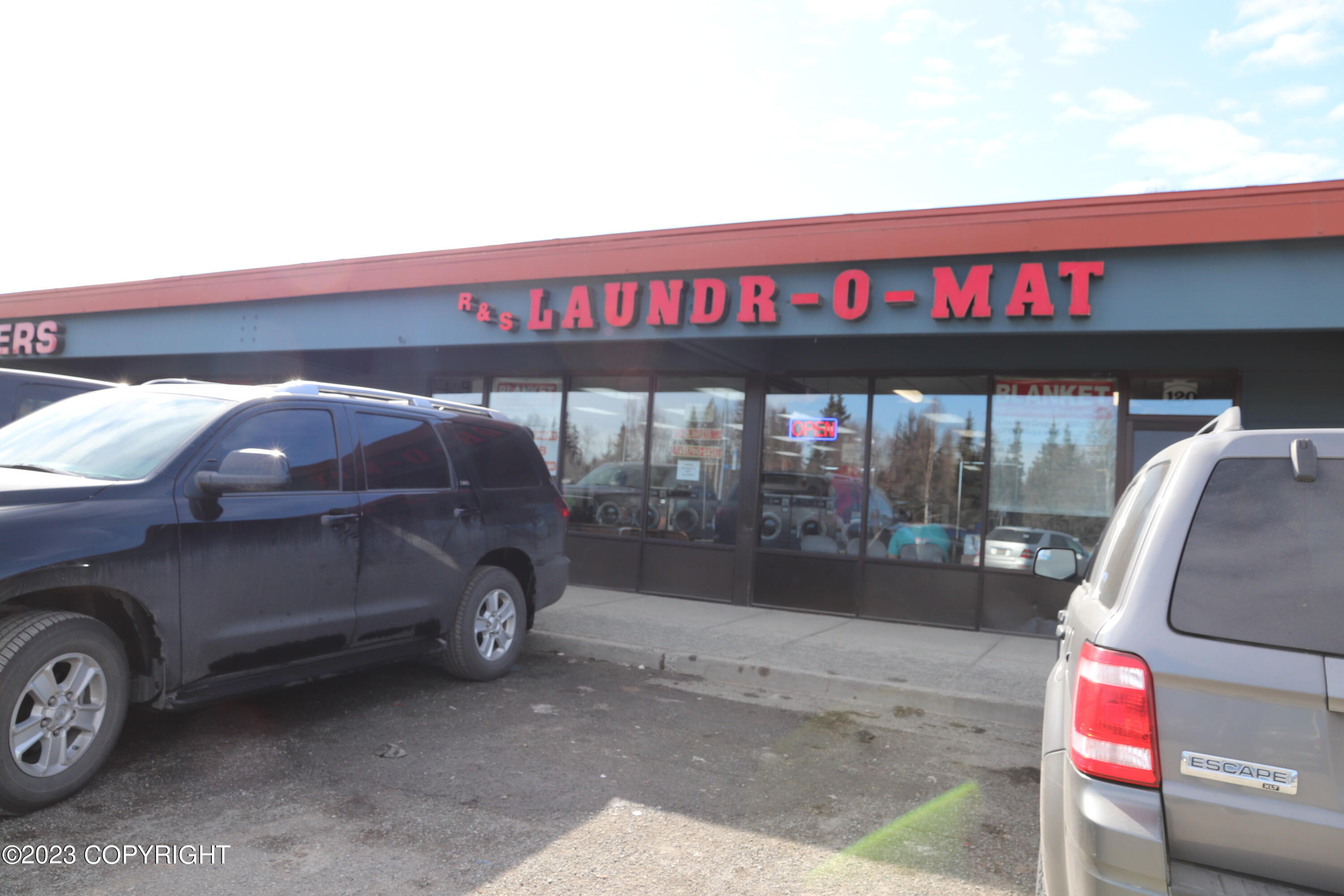 750 W Dimond Boulevard Unit: #120