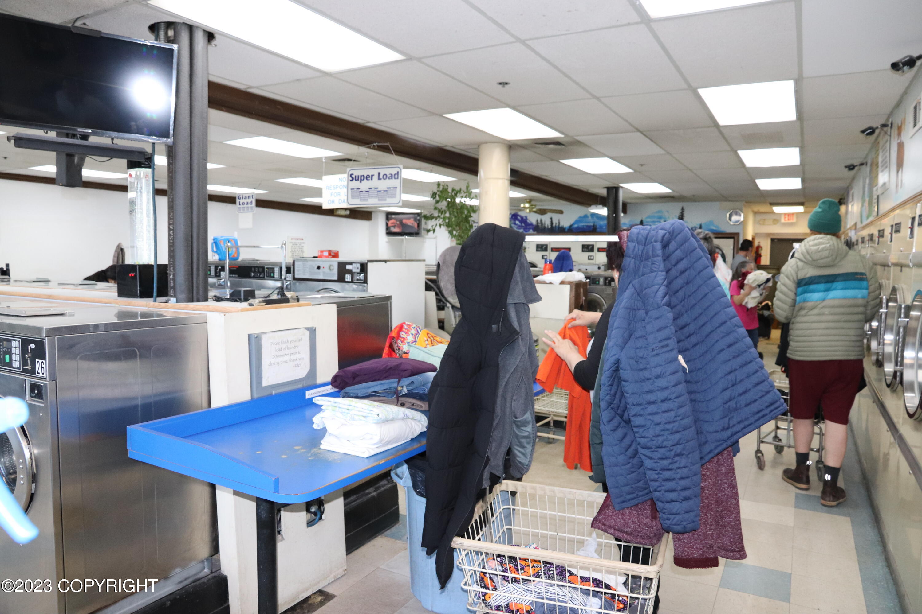 750 W Dimond Boulevard Unit: #120