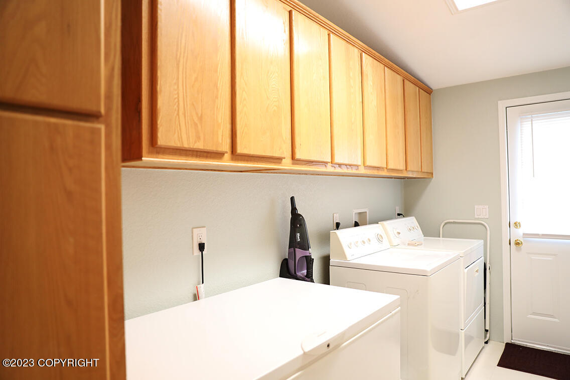 16000 Jupiter Avenue