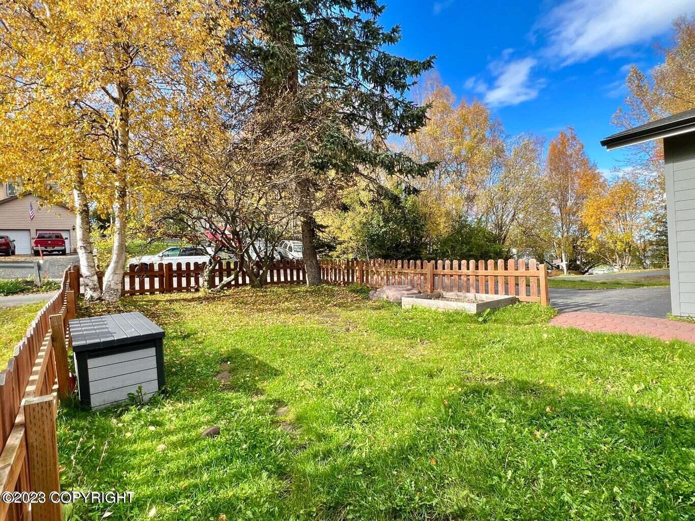 6841 Whitehall Street