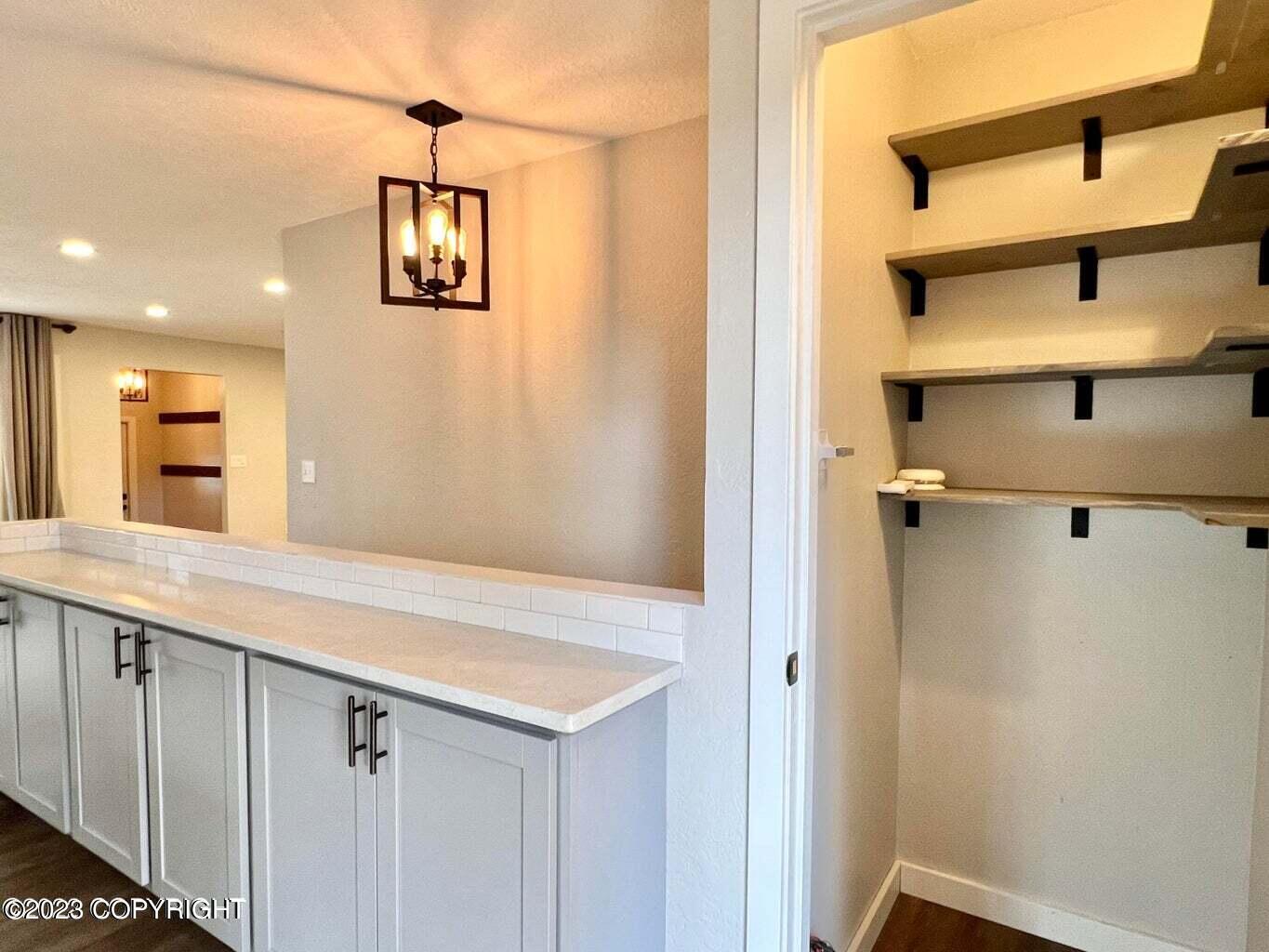 6841 Whitehall Street