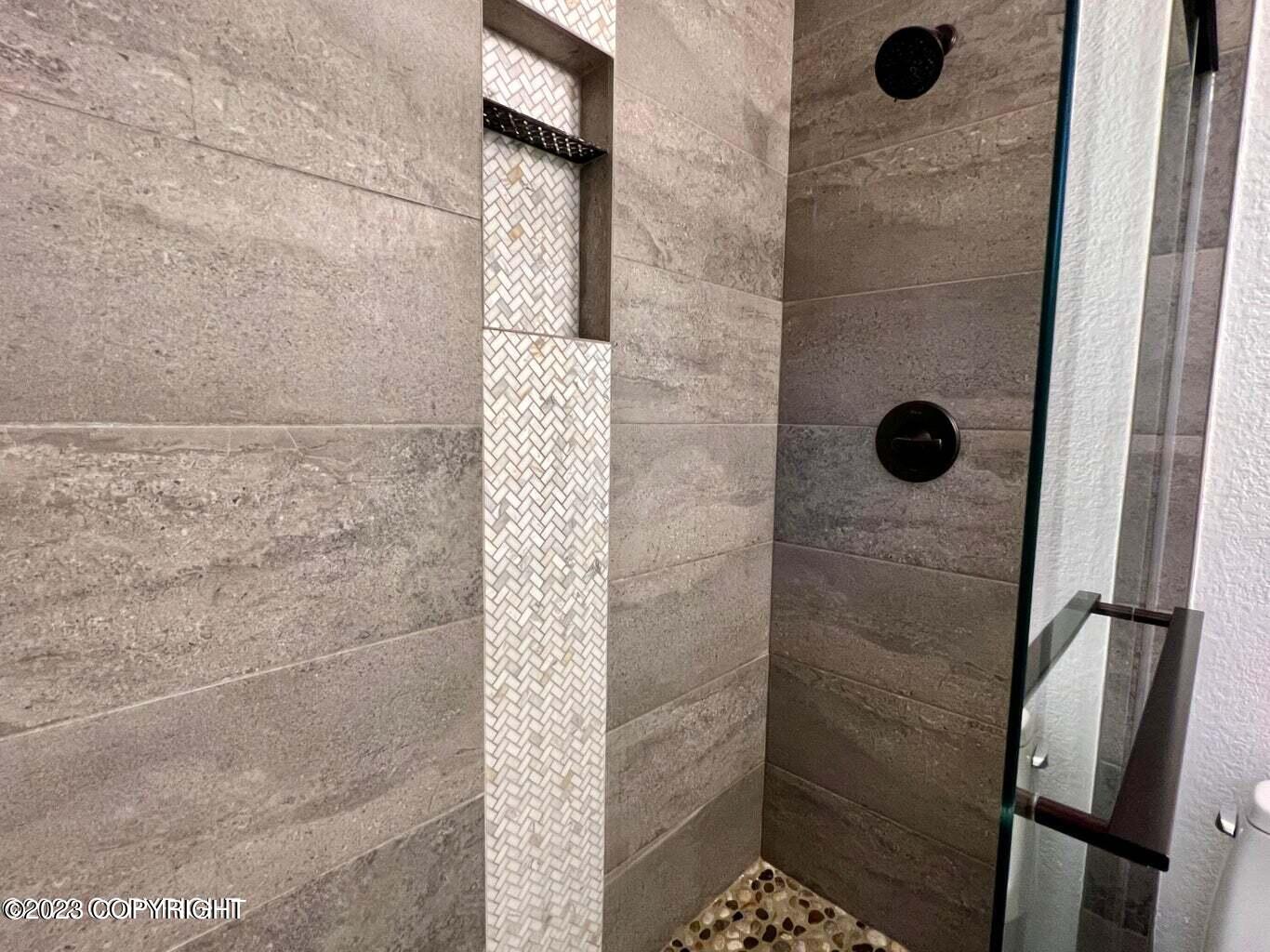 6841 Whitehall Street