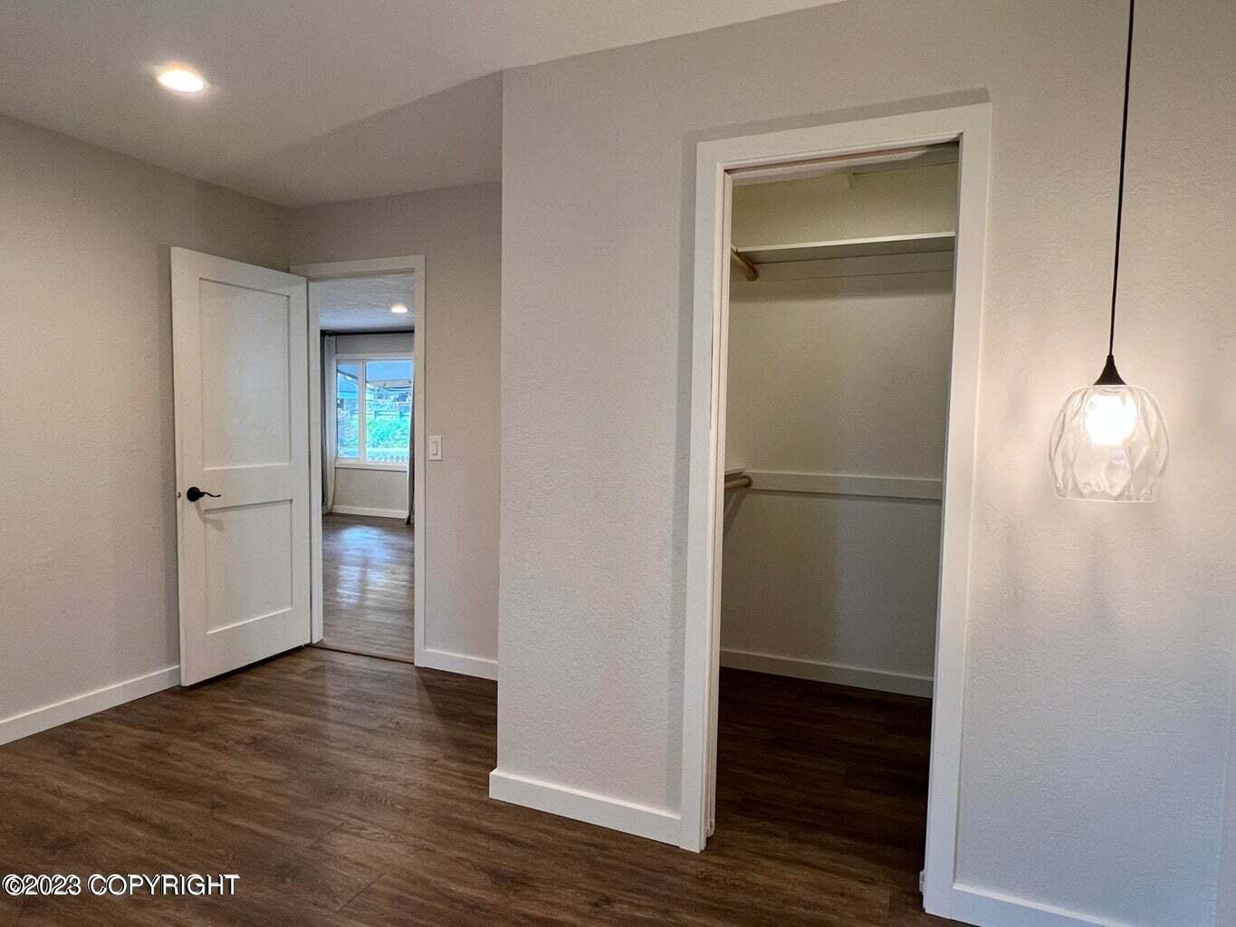 6841 Whitehall Street