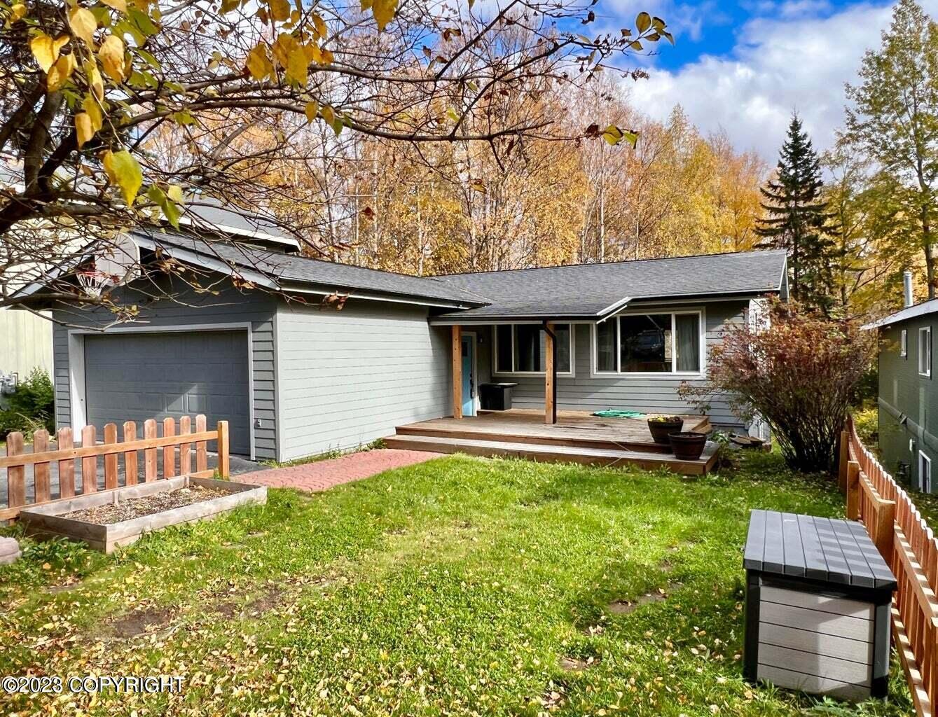 6841 Whitehall Street