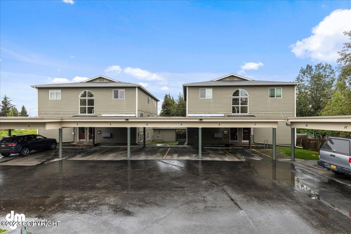 123 E 24th Avenue Unit: #4