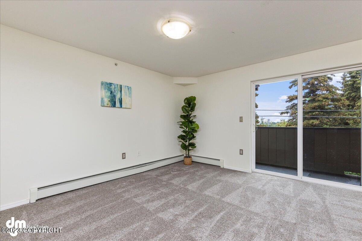 123 E 24th Avenue Unit: #4