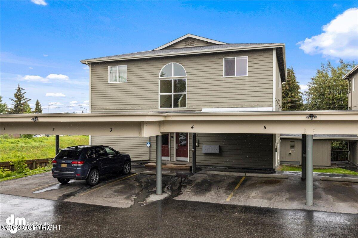 123 E 24th Avenue Unit: #4