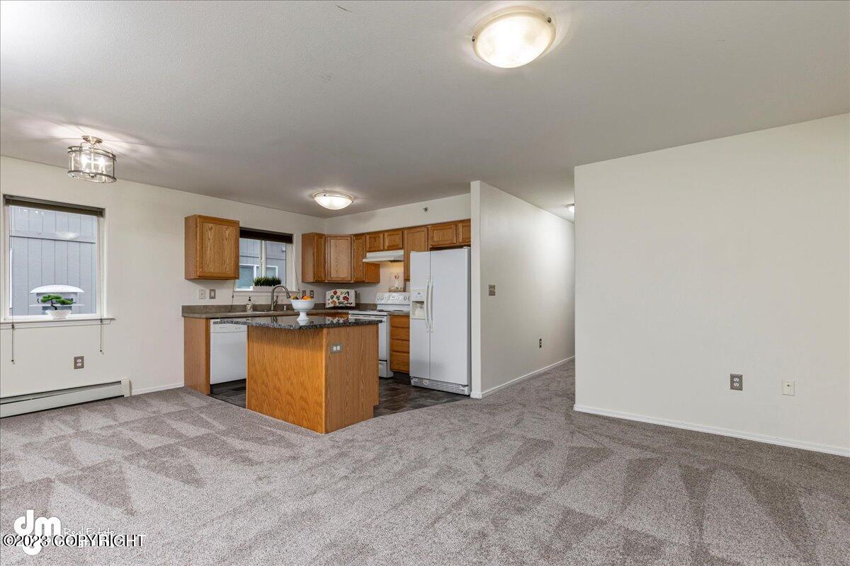 123 E 24th Avenue Unit: #4