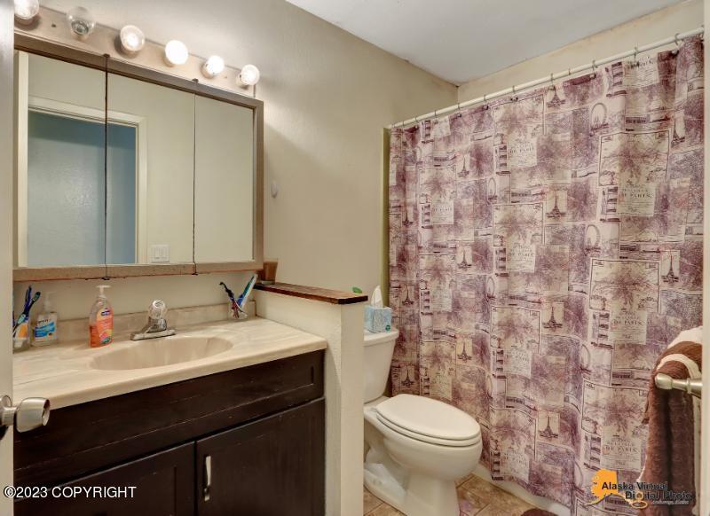5124 Lionheart Drive