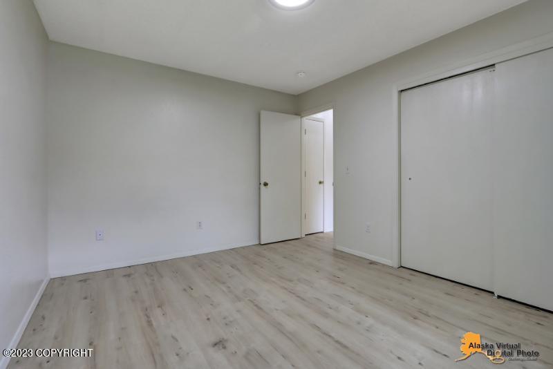 5124 Lionheart Drive
