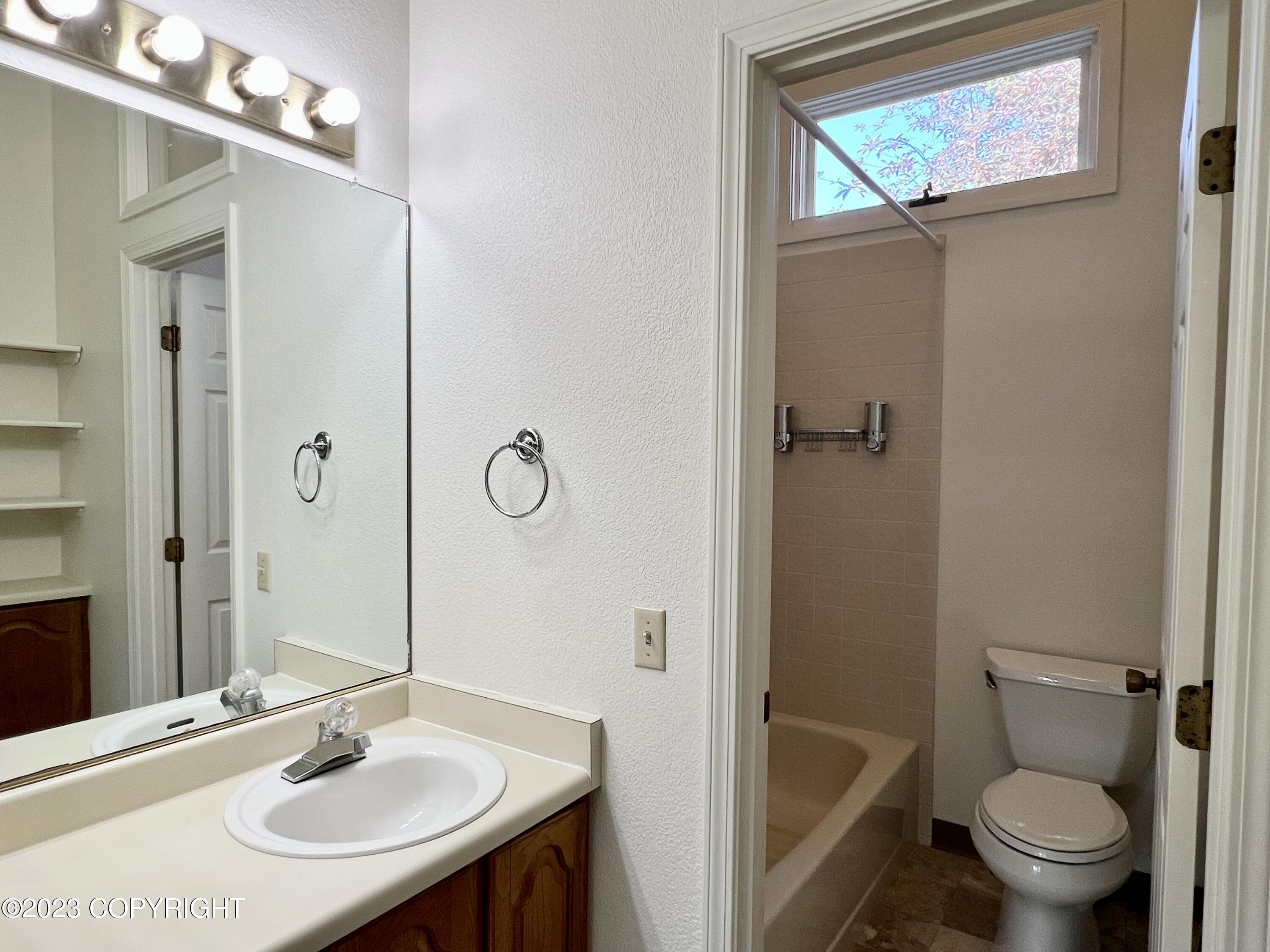 6556 Cimarron Circle