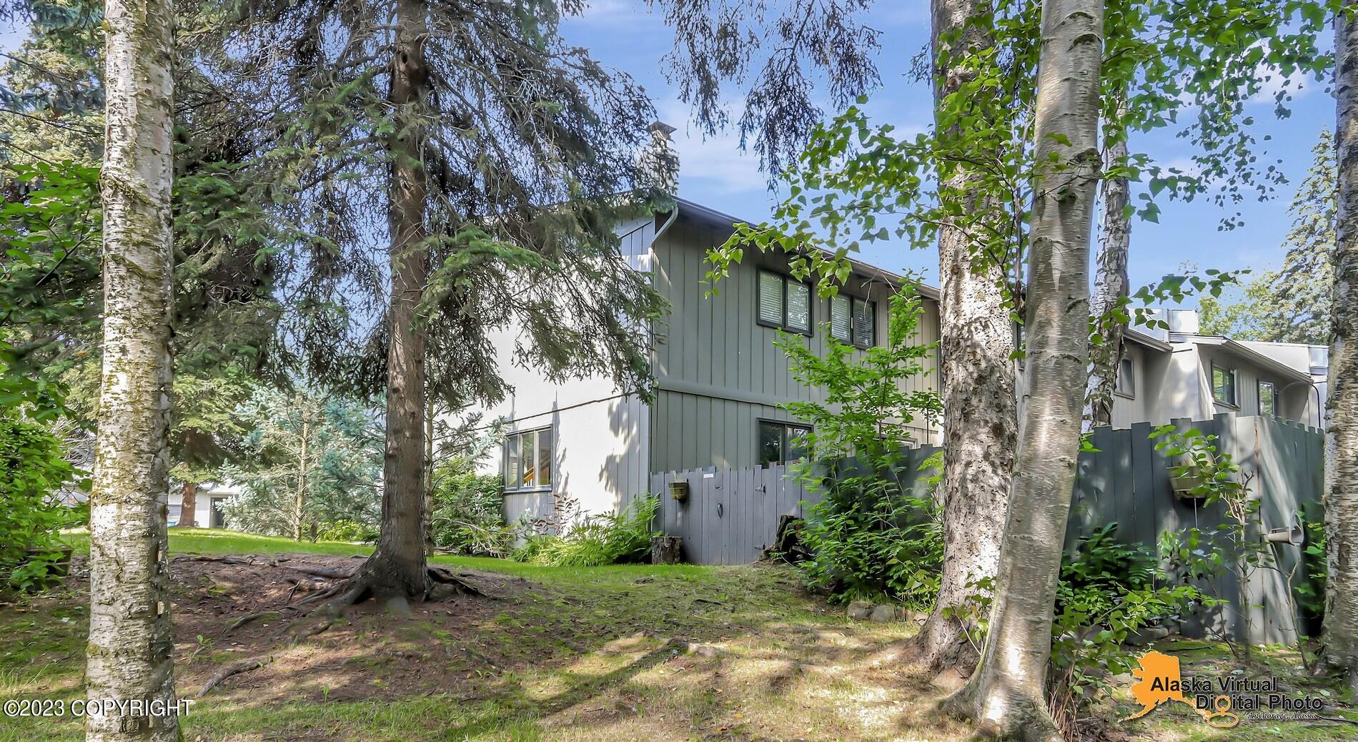 615 Highlander Circle