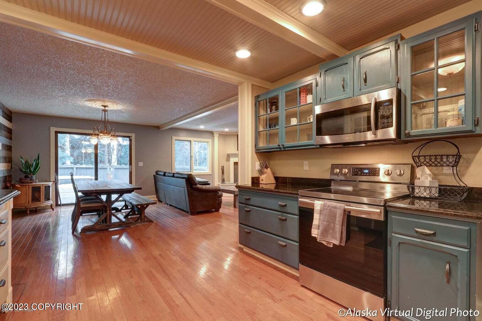 615 Highlander Circle