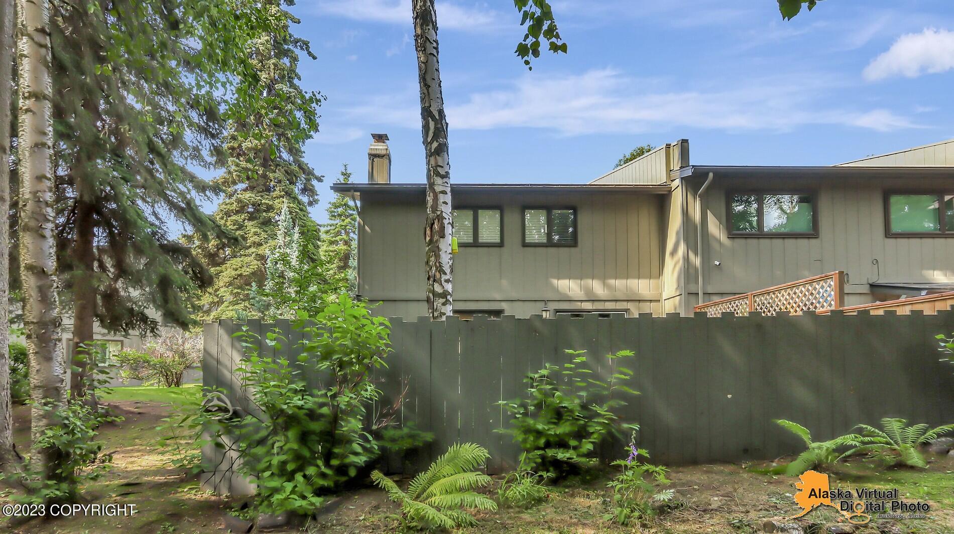 615 Highlander Circle