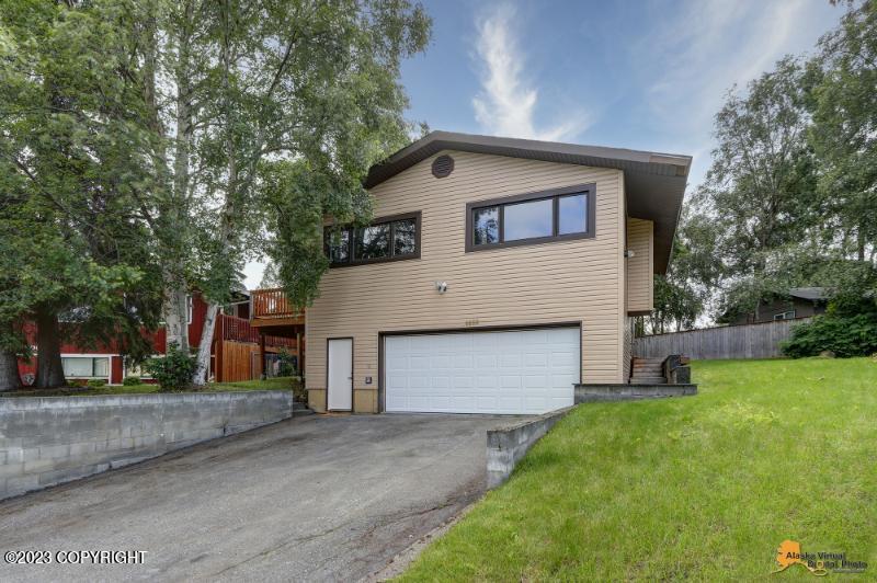 4810 Catkin Circle