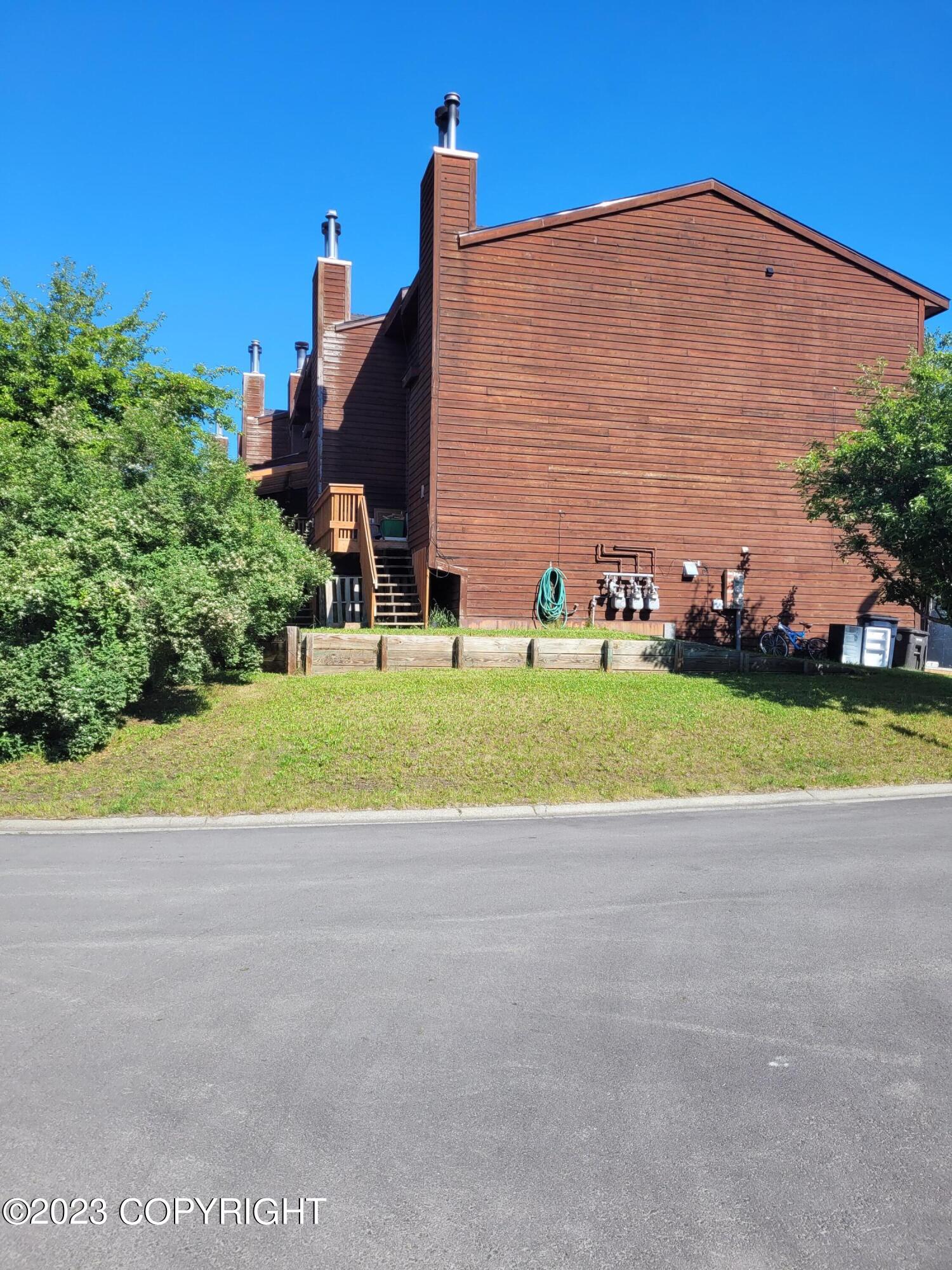 3711 Carleton Avenue