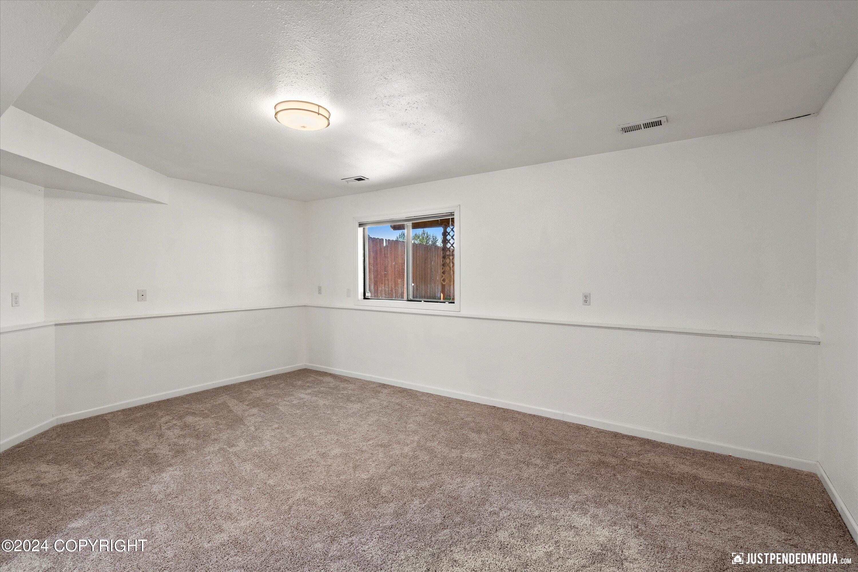 7540 Solarset Circle