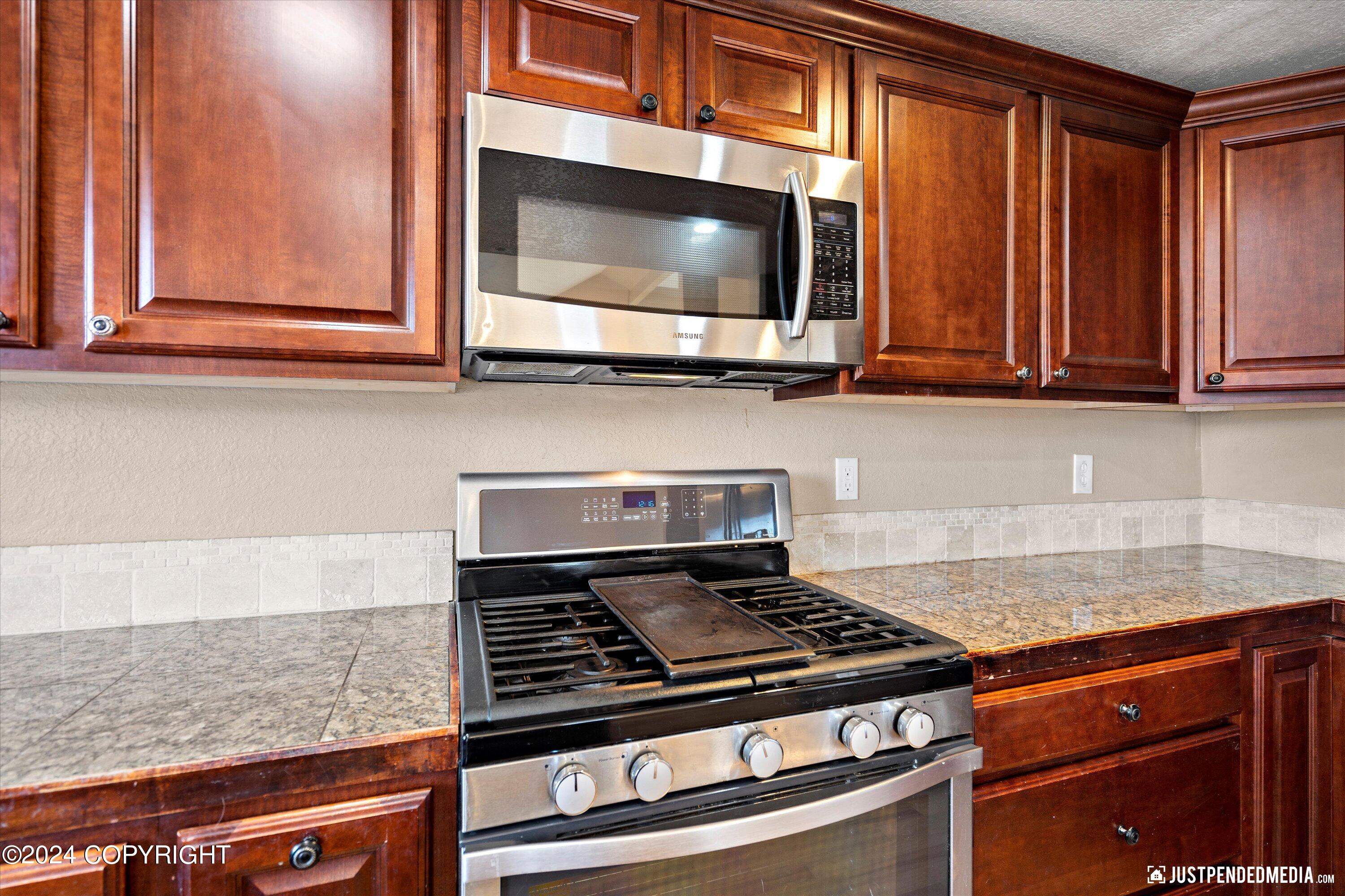 7540 Solarset Circle