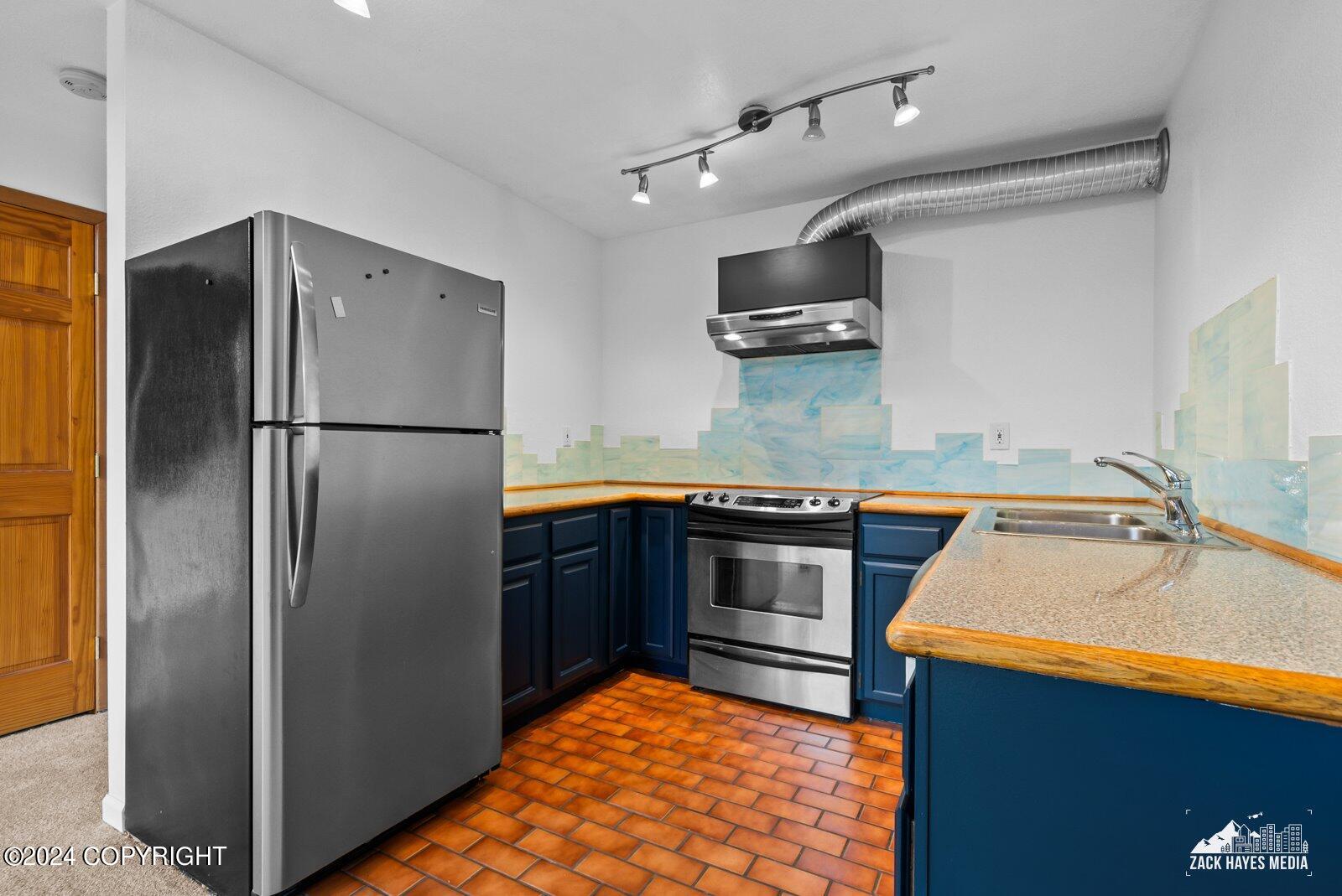 6422 Italy Circle