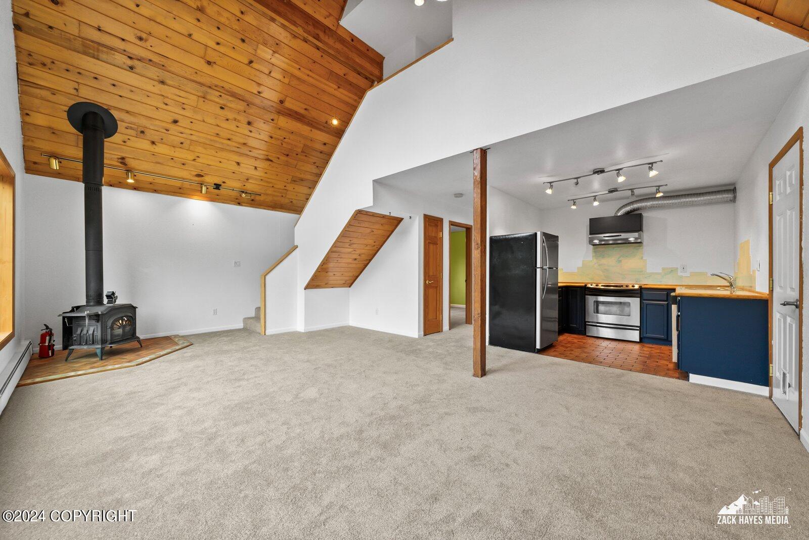 6422 Italy Circle