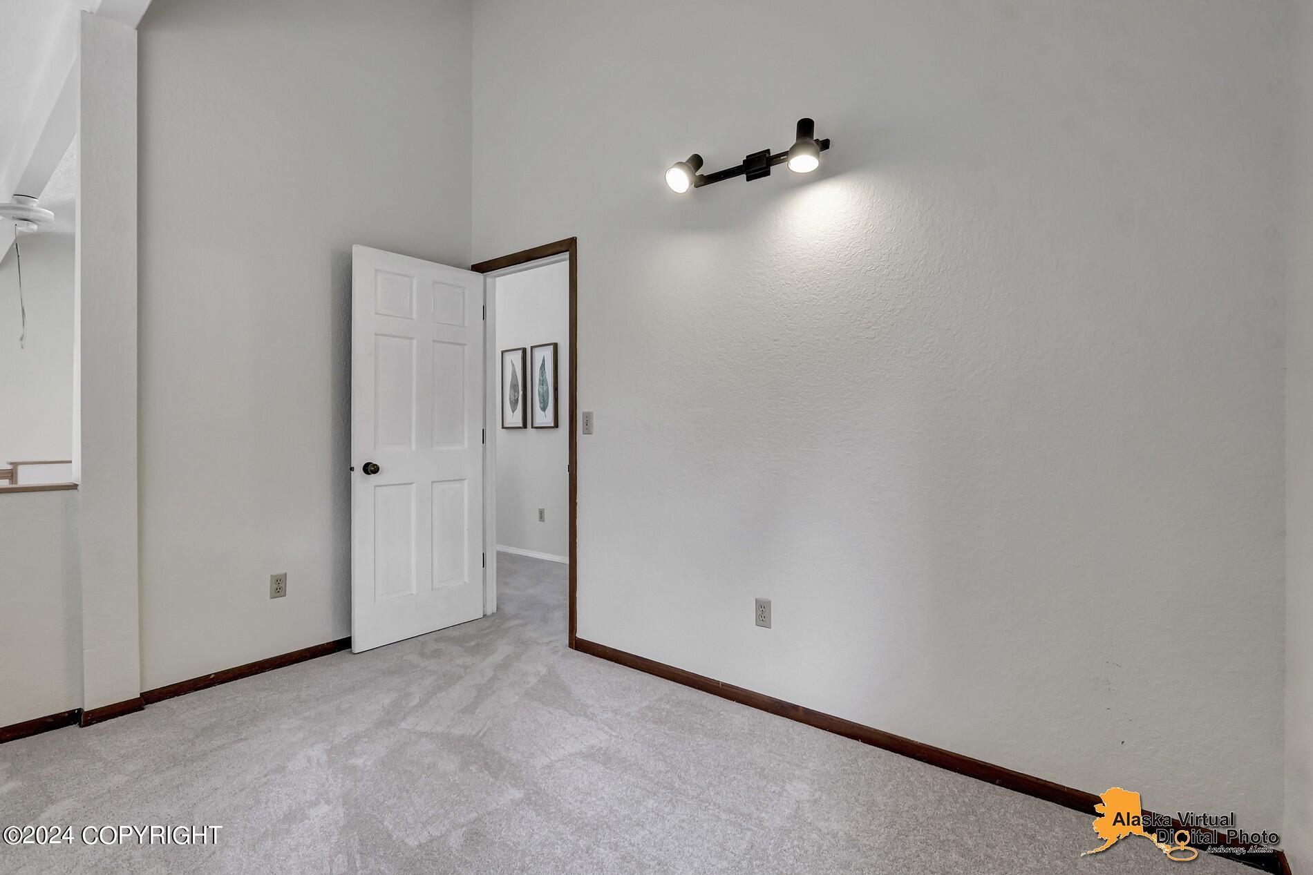 4377 Rendezvous Circle