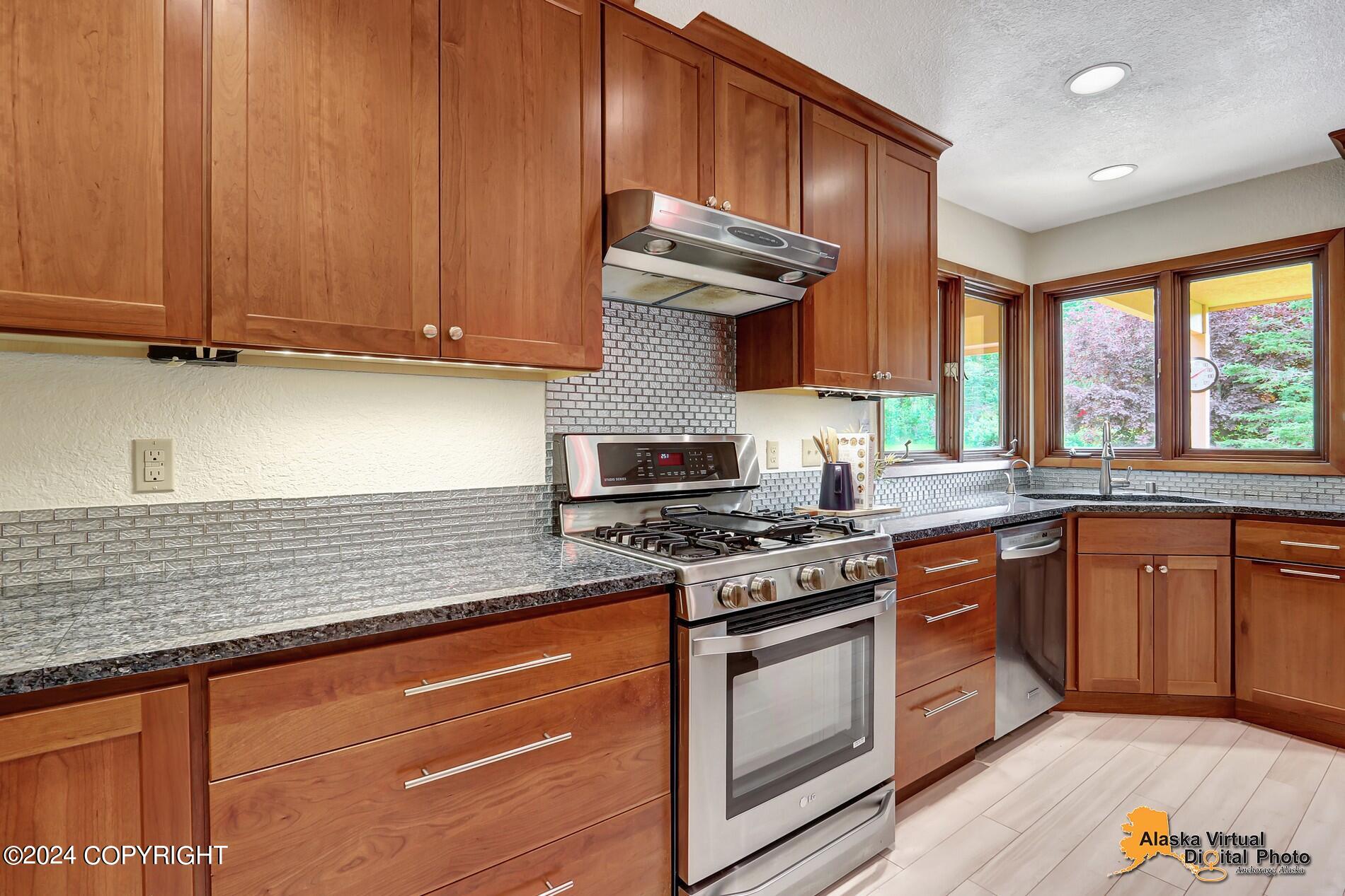 4377 Rendezvous Circle