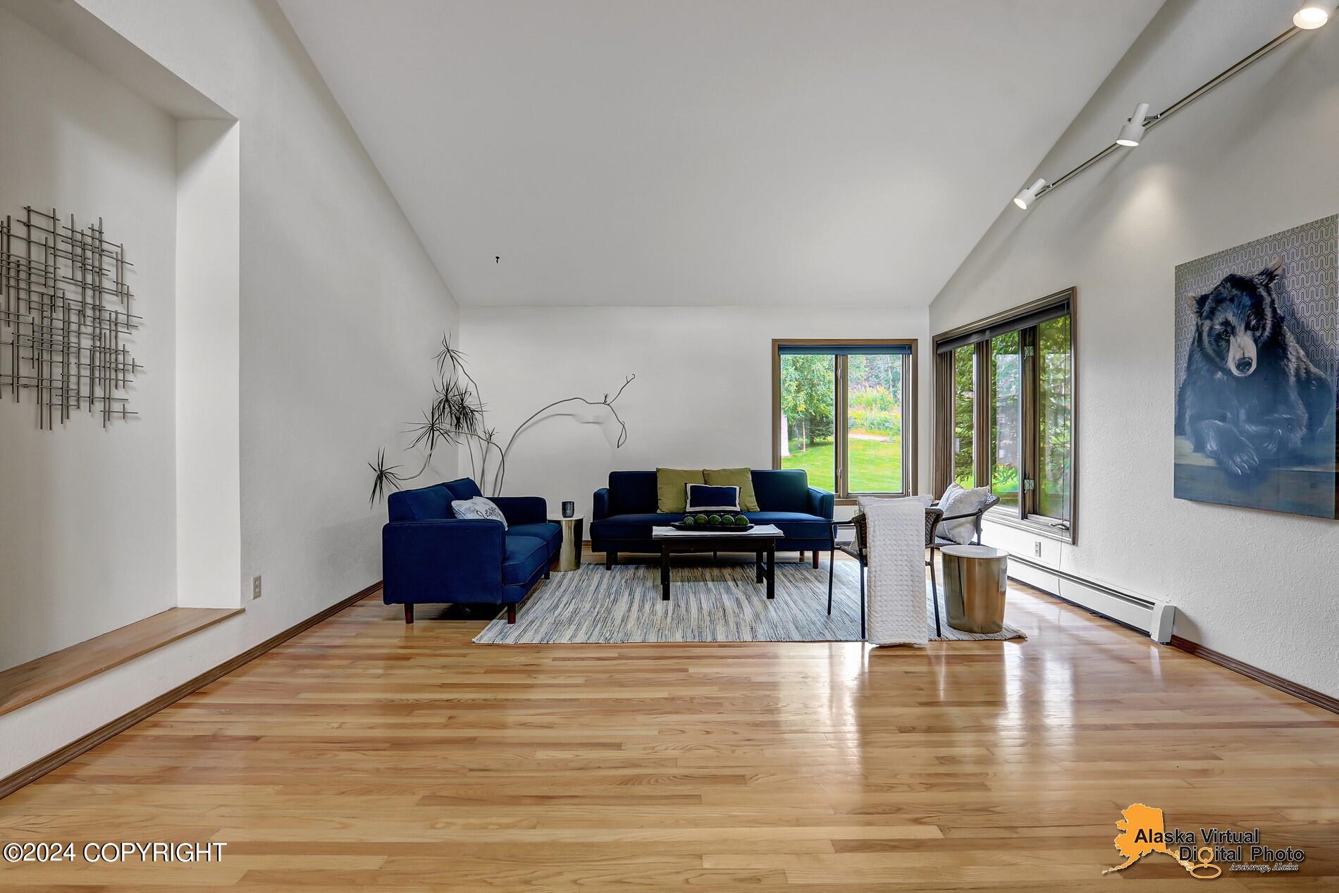 4377 Rendezvous Circle