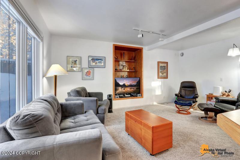 10950 Kaskanak Drive