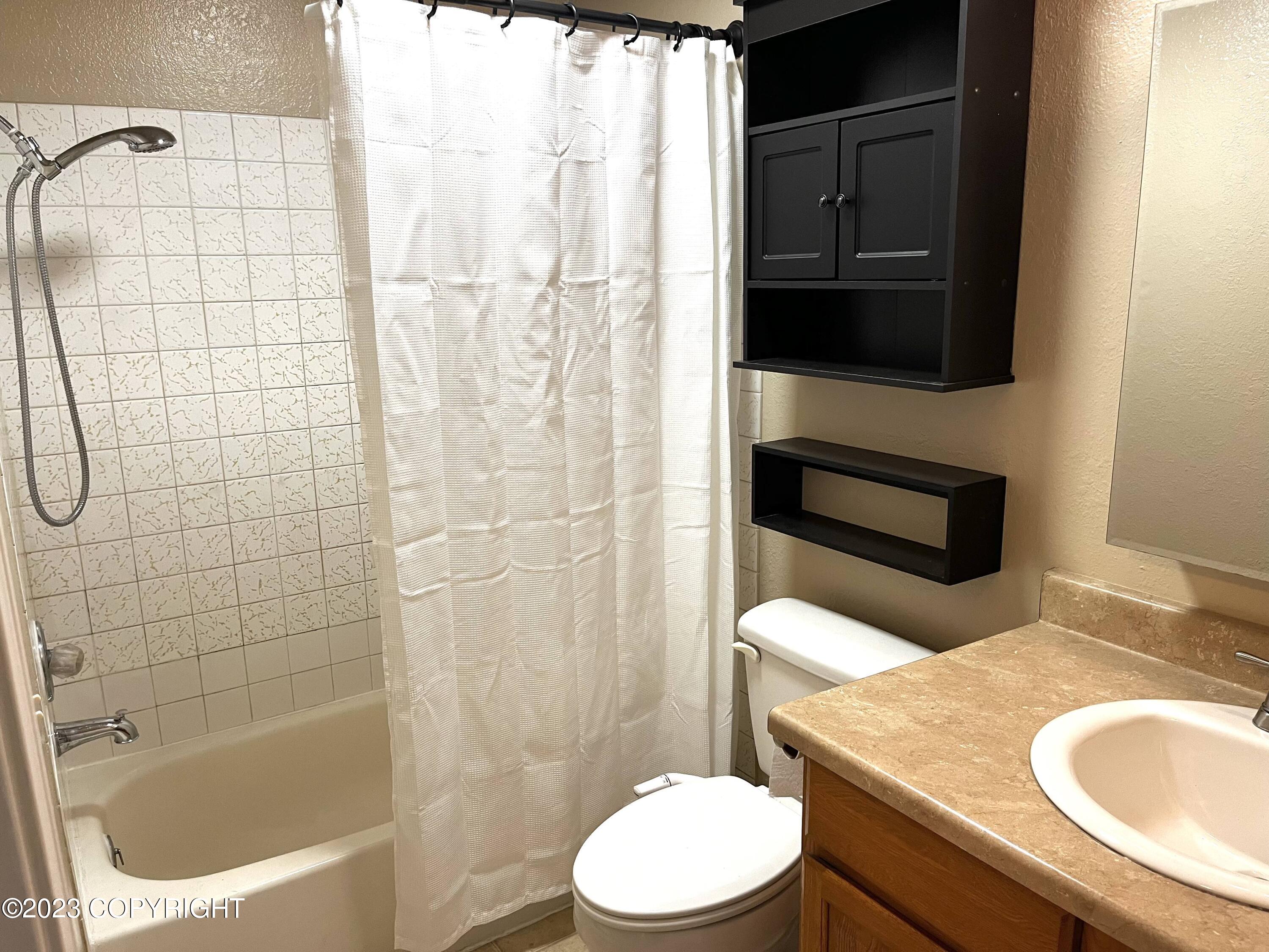 190 Grand Larry Street # A12 Unit: #A12