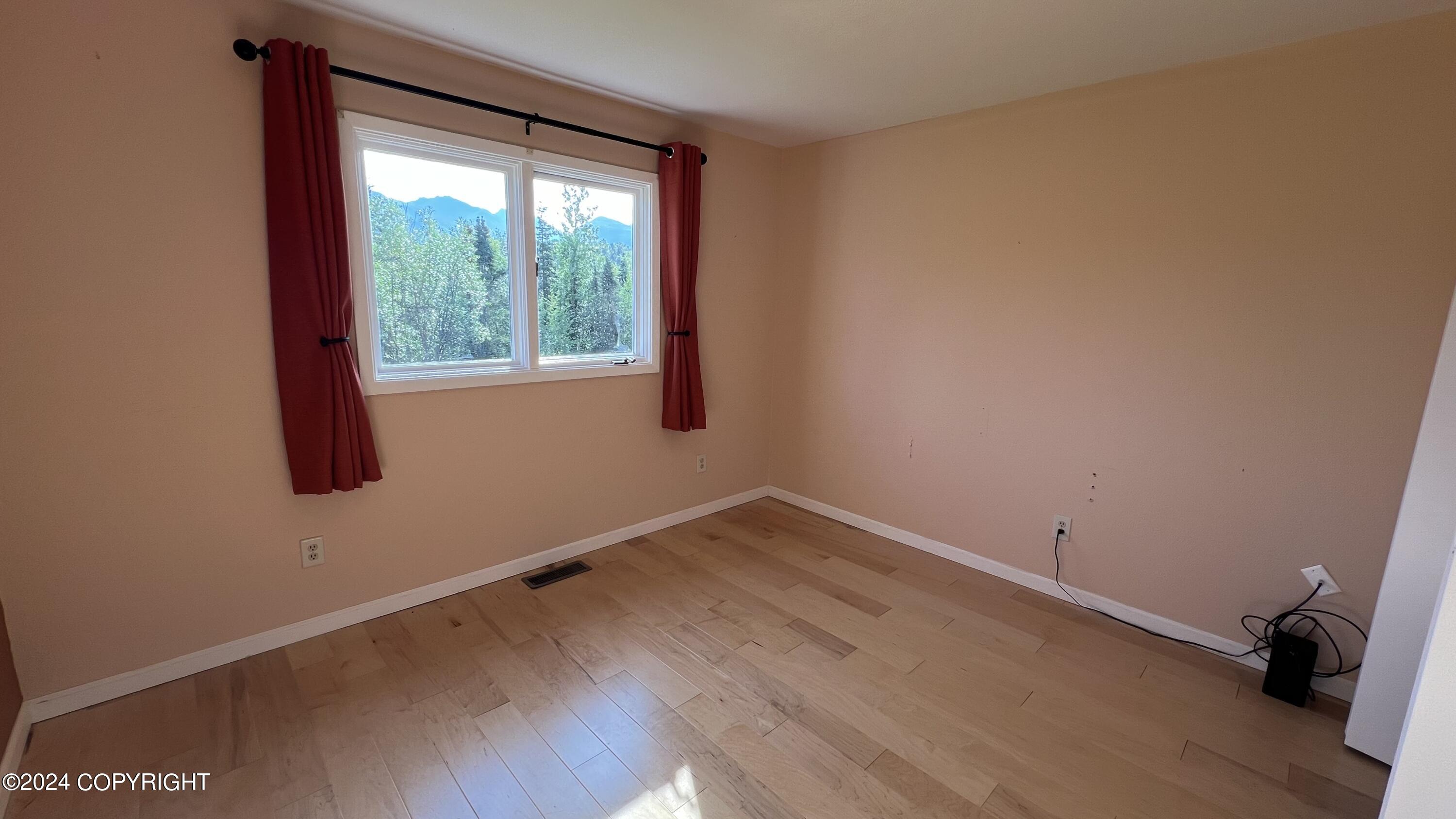 3823 Hampton Drive # 2F